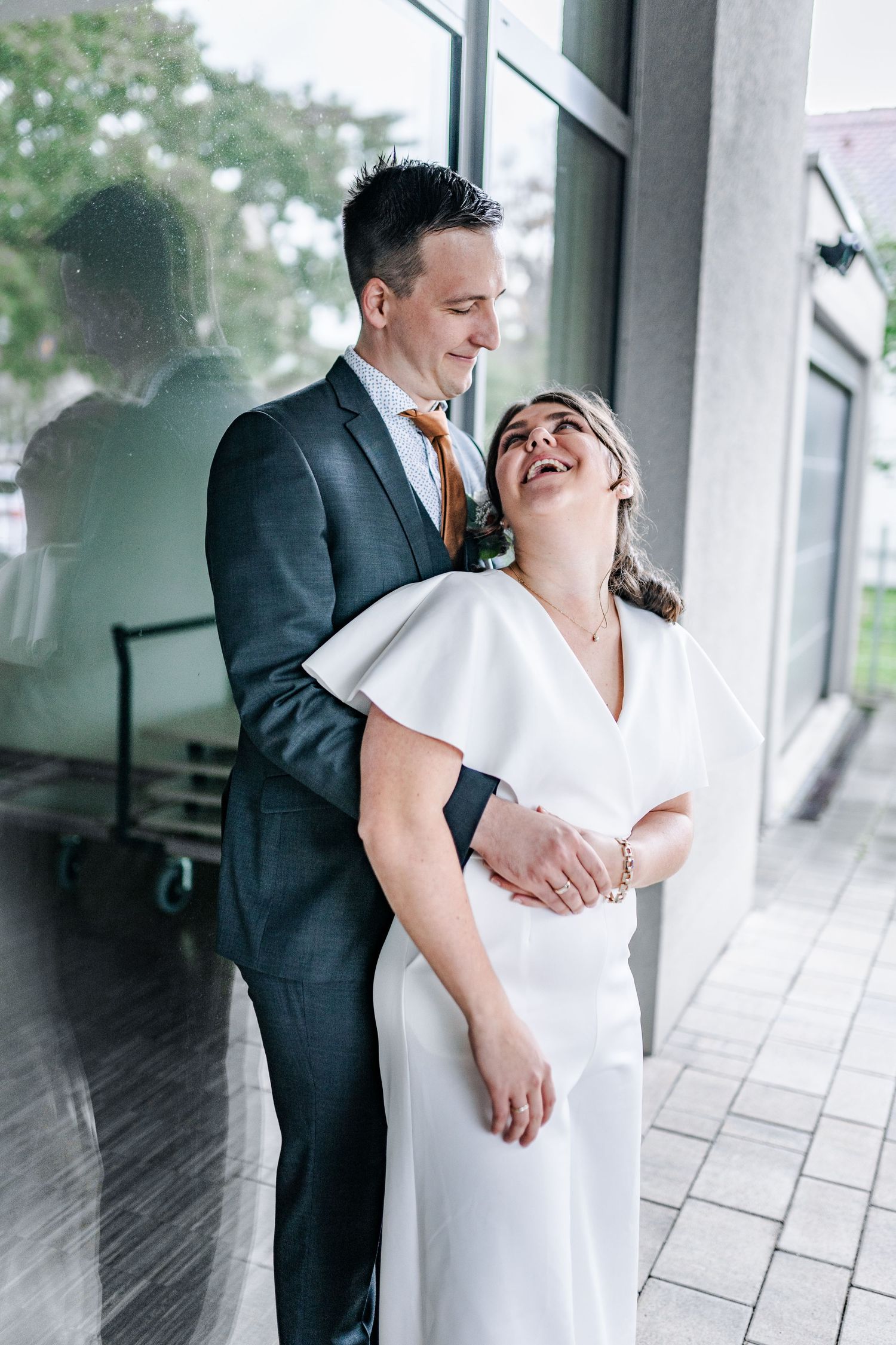 Hochzeitsfotografie. Hochzeitsfeier. Brautpaar Shooting. Maisach. Standesamt Maisach.