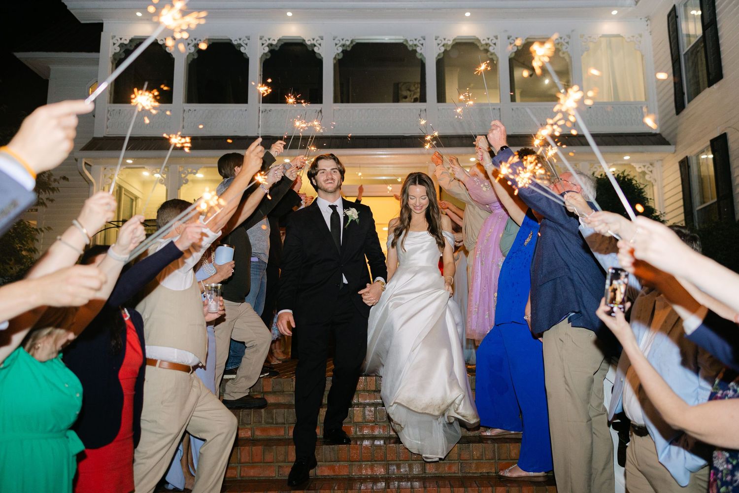Alabam wedding sparkler send-off