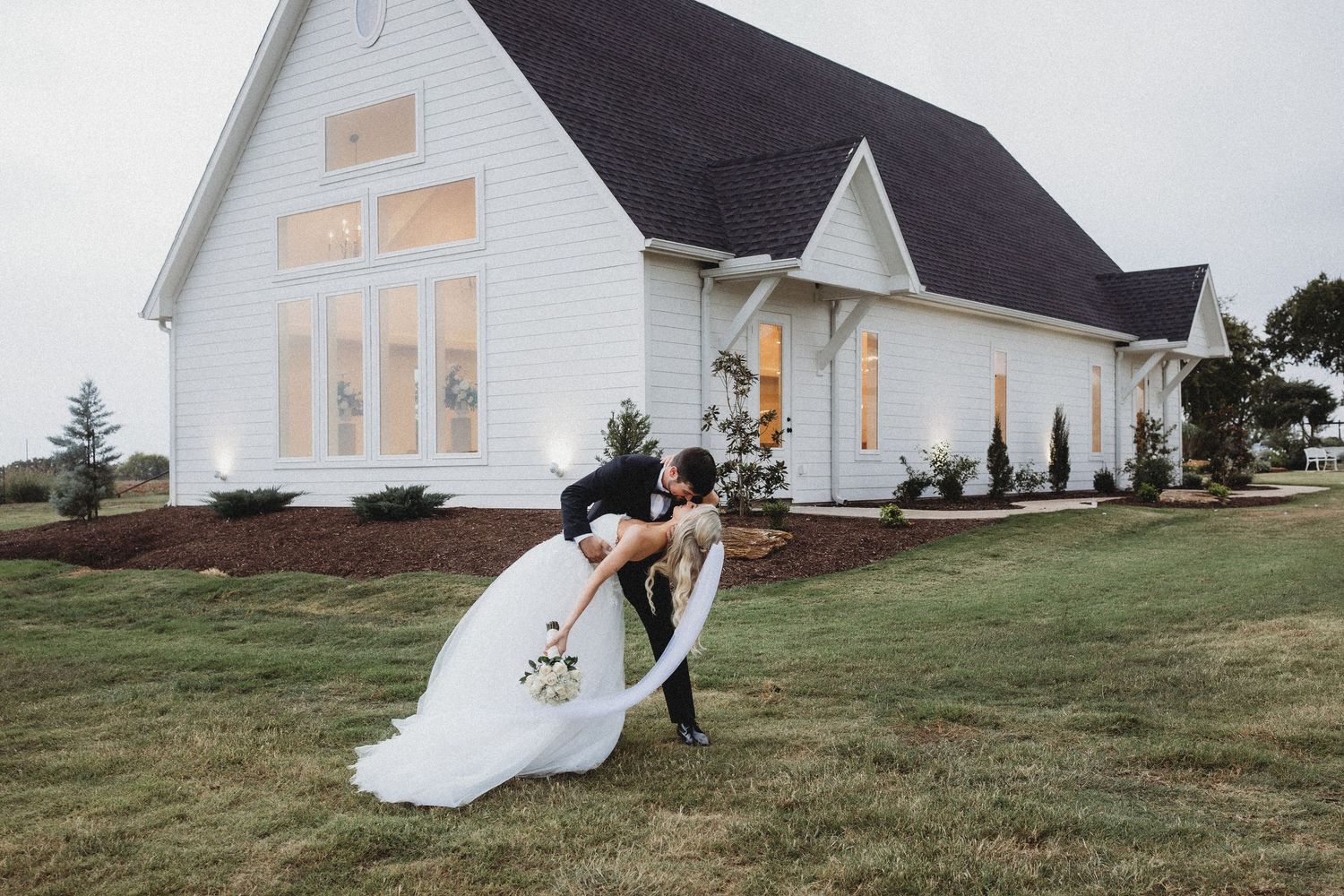 The Barn at Wolf Ridge Farm, Wedding Day. Wedding Photography. Granbury, Texas Wedding Photographer.