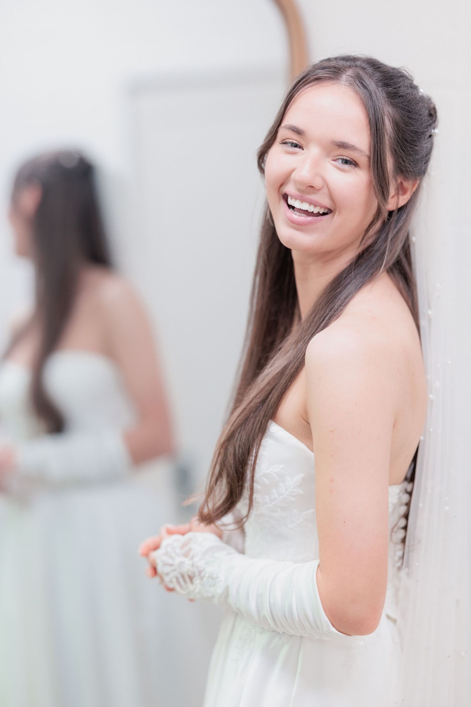 Elegant bridal portrait highlighting the details of the wedding dress during a beautiful wedding day in South Georgia.