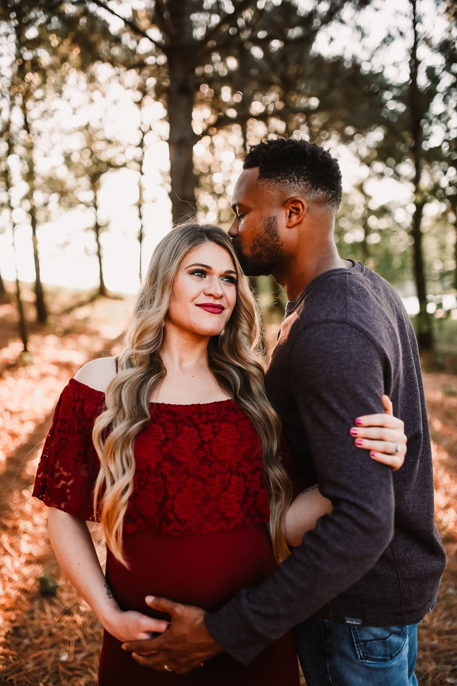 Golden hour couple maternity photography in Houston | Katy TX