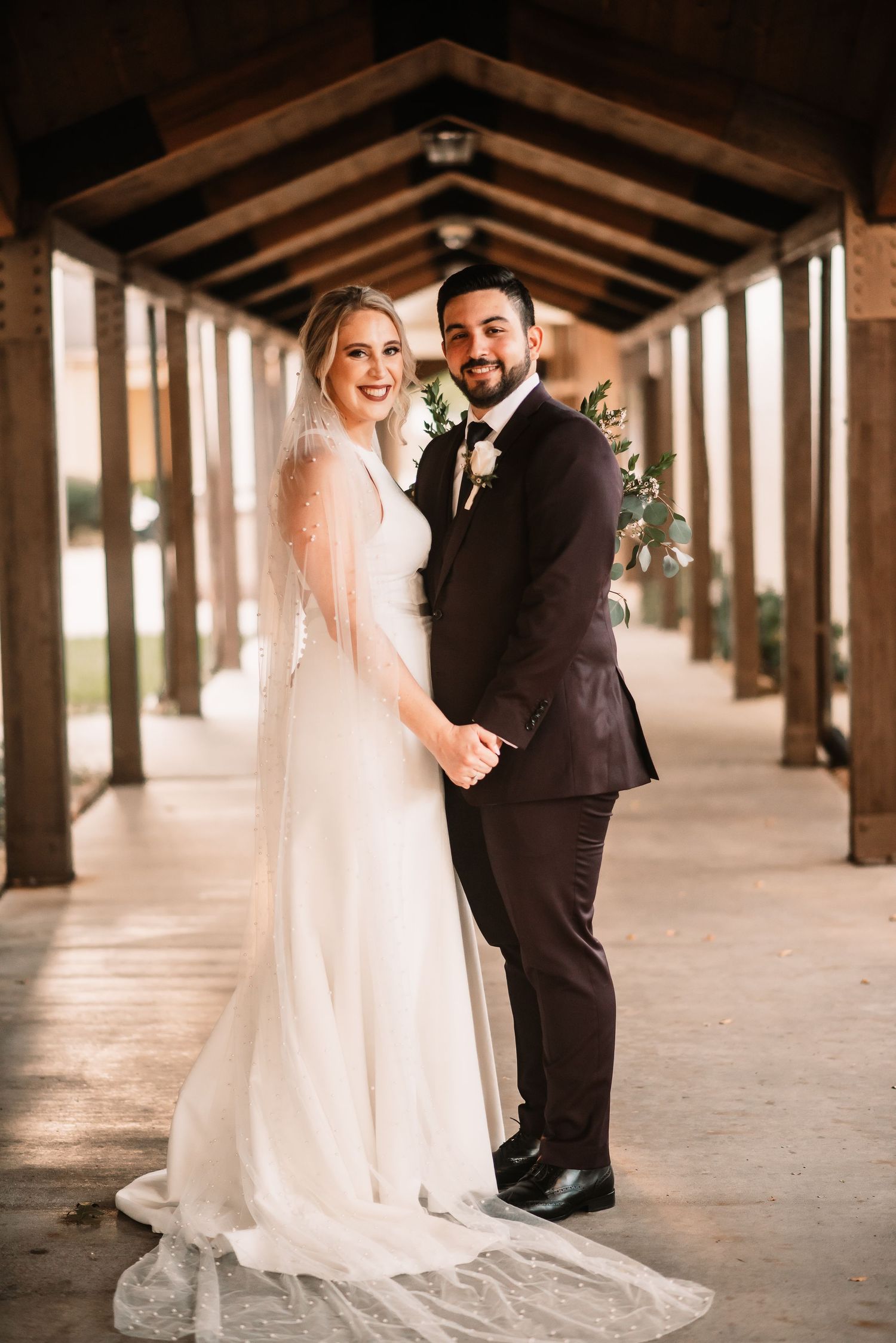 Houston wedding photography by Kara & Barb- couple portrait