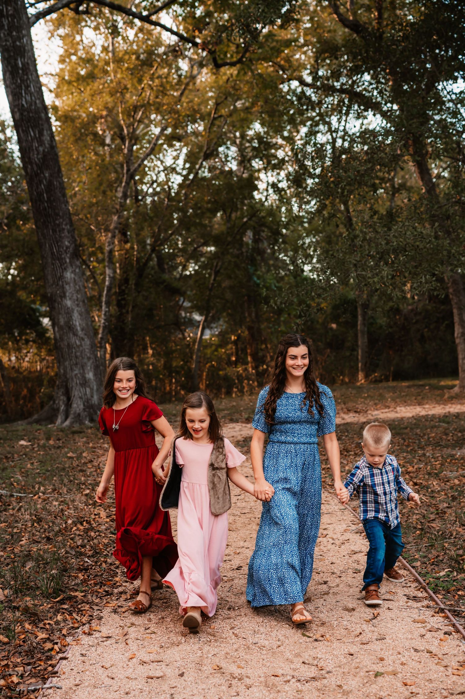 Sibling Candid family photography outdoors in Houston | Katy TX