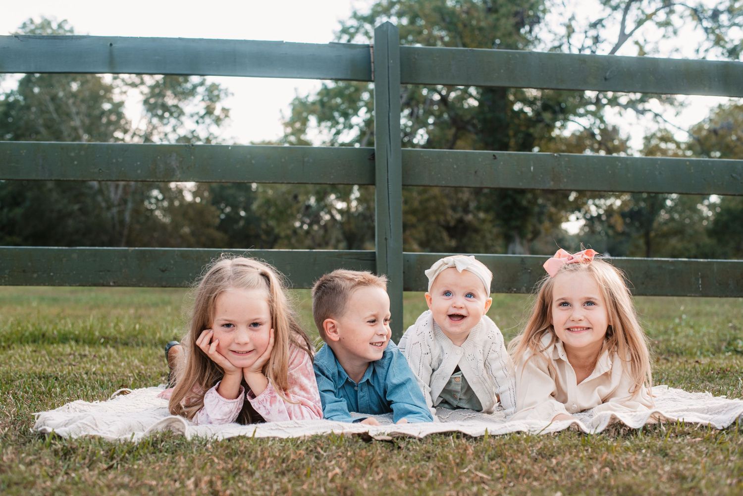 Sibling family photography outdoors in Houston | Katy TX