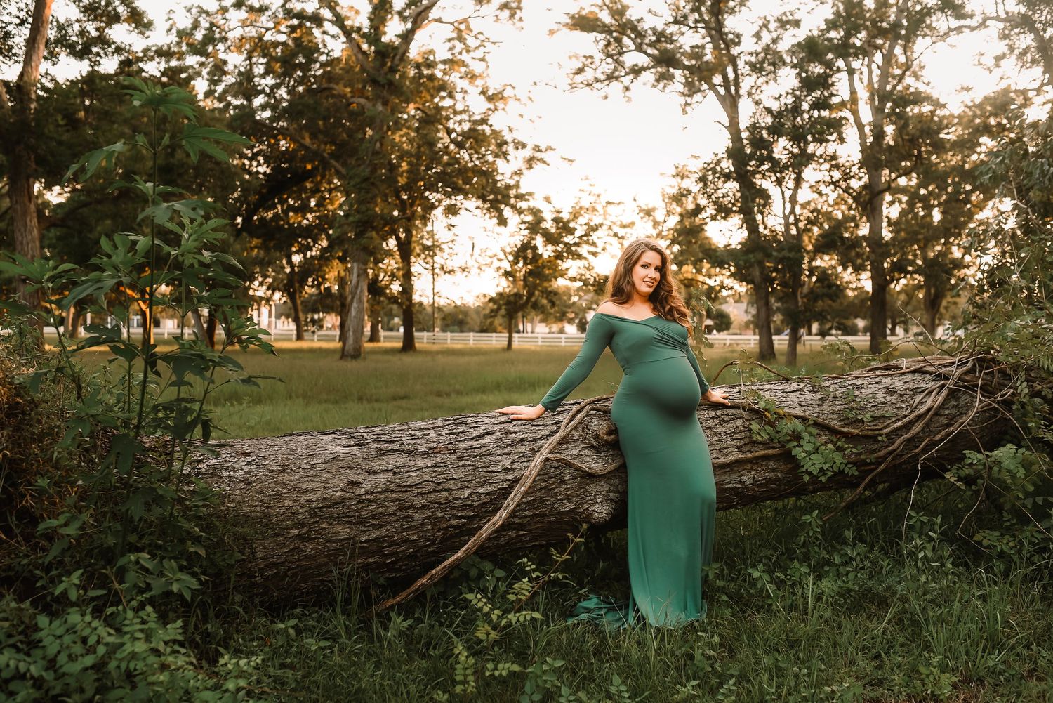 Outdoor maternity photography in Houston | Katy TX
