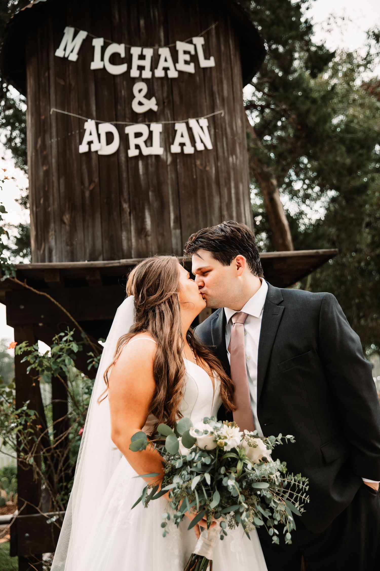 Bride & Groom share a kiss Houston wedding photography