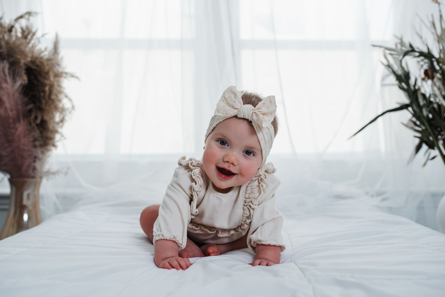 Smiling baby Milestone photography in Houston | Katy area studio