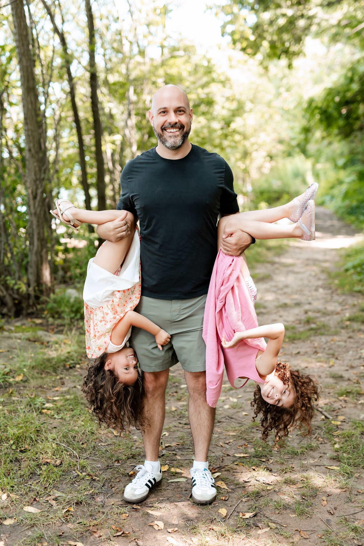 grimsby ontario beach lifestyle and maternity session