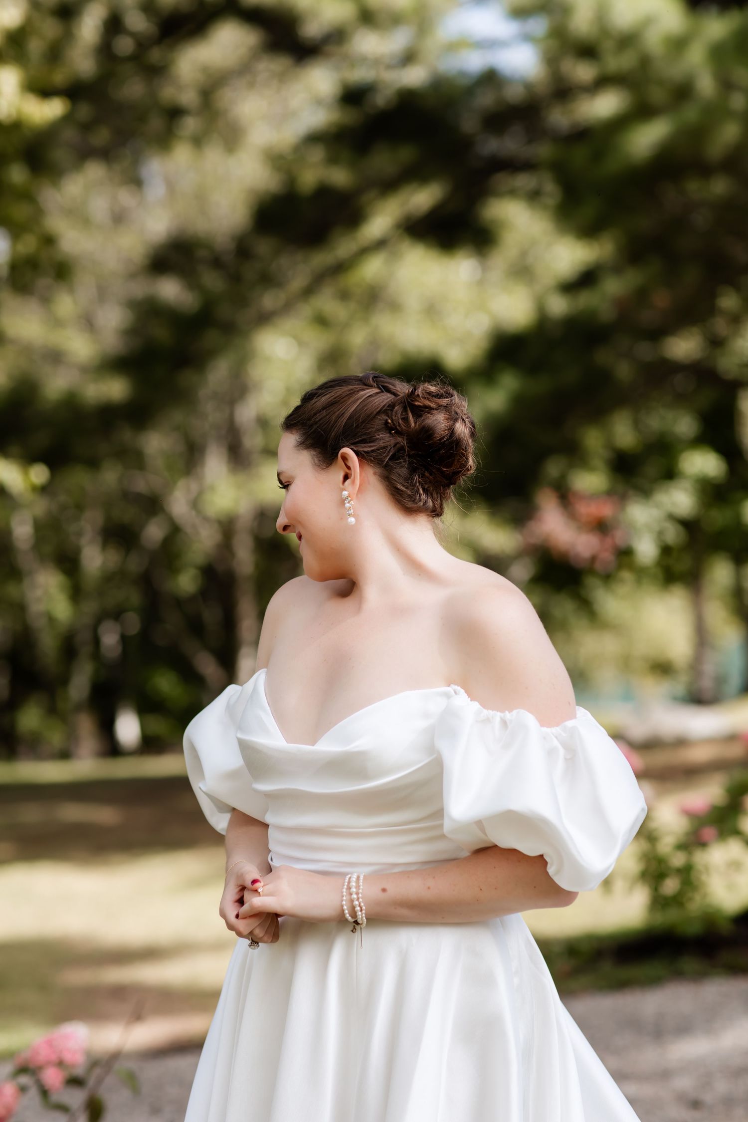 Niagara Photographer. Wedding photography in Sudbury Ontario at the Northridge Inn