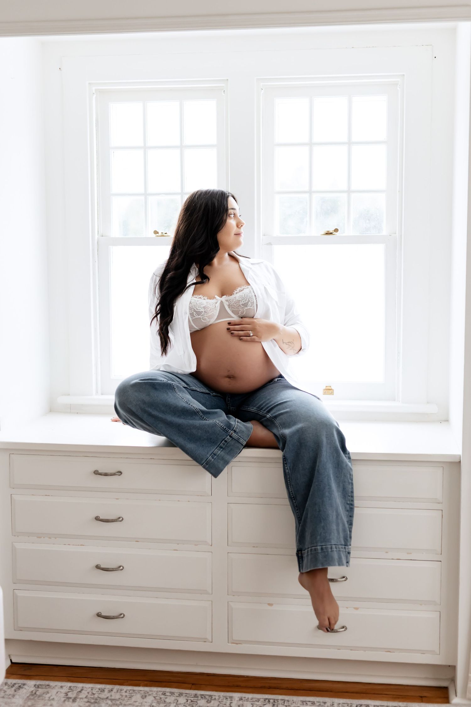 Grimsby Photographer. In studio boudoir maternity session. Bright and airy.