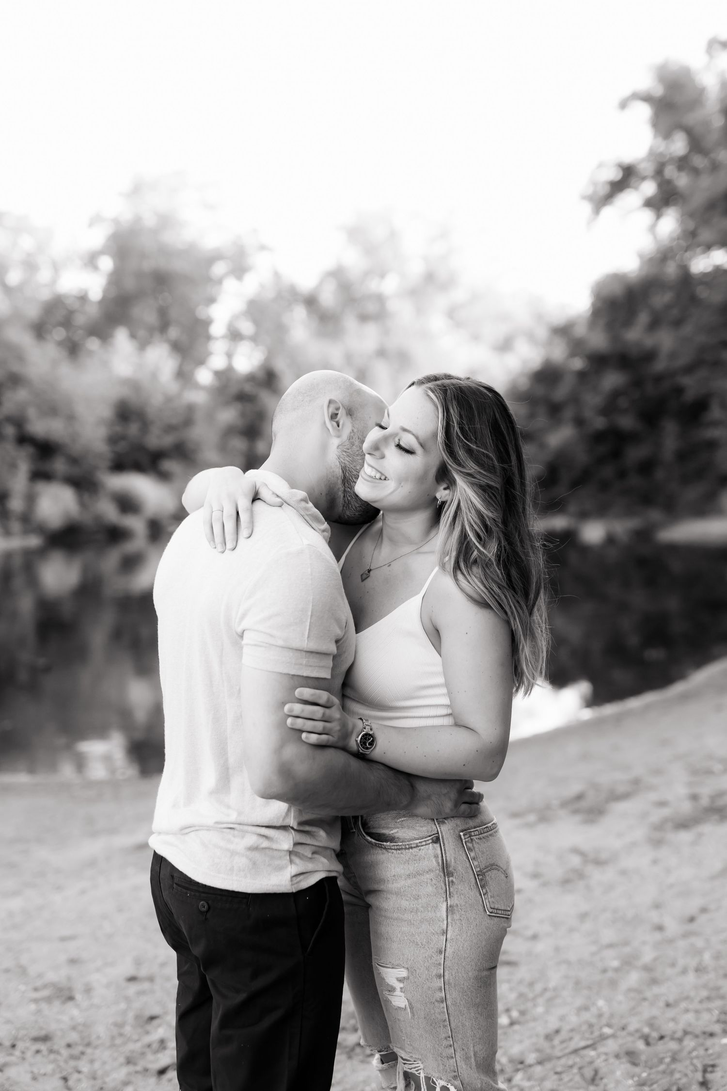 Niagara Photographer. Couple's engagement session in Grimsby Ontario