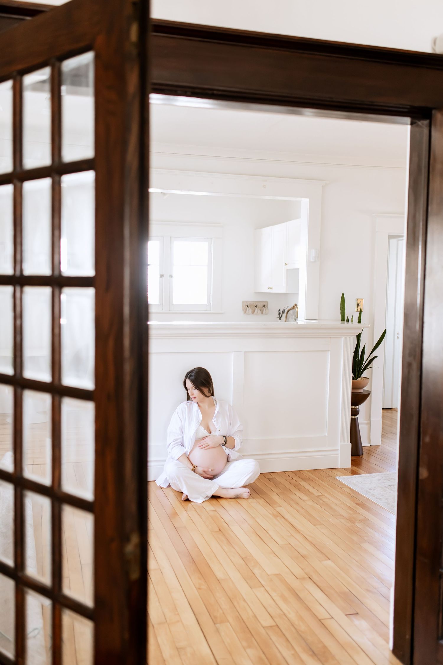Grimsby Photographer. In studio boudoir maternity session. Bright and airy.