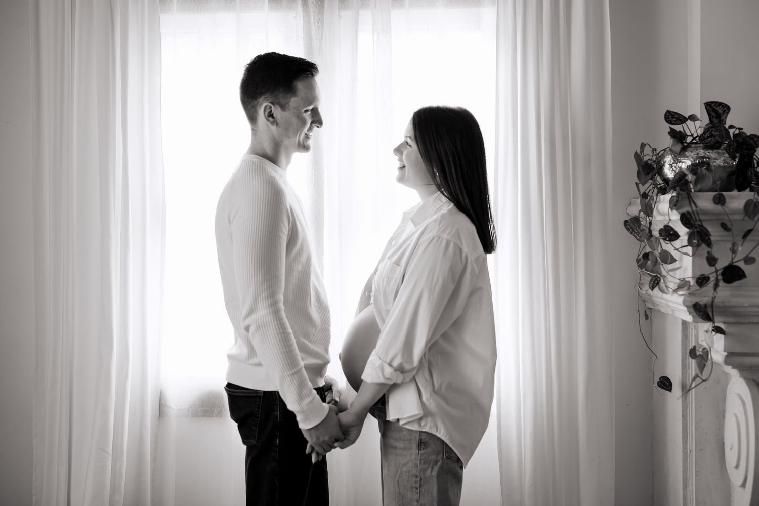 Grimsby Photographer. In studio boudoir maternity session. Bright and airy.