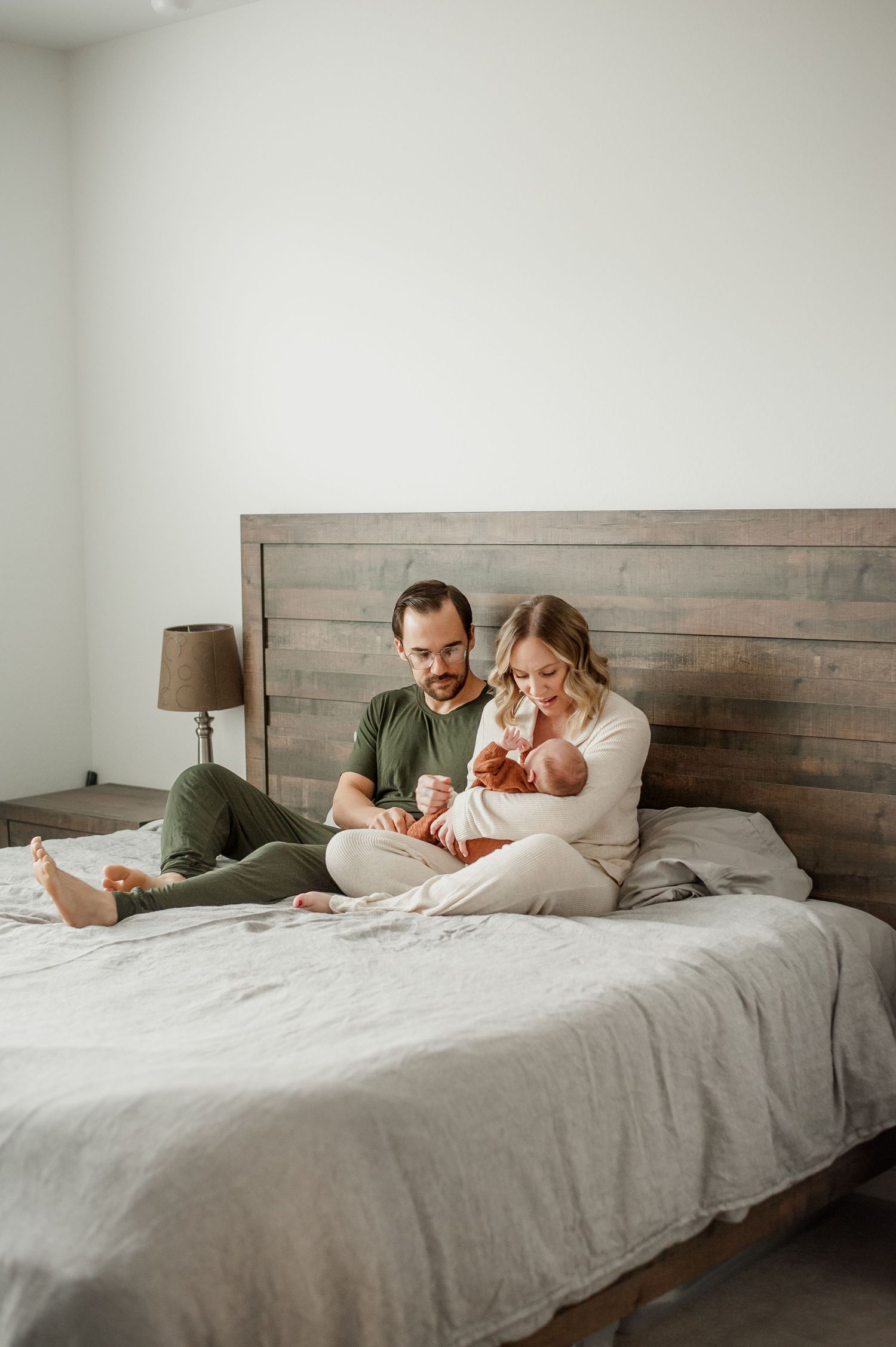 in home newborn lifestyle photographer in san tan valley arizona