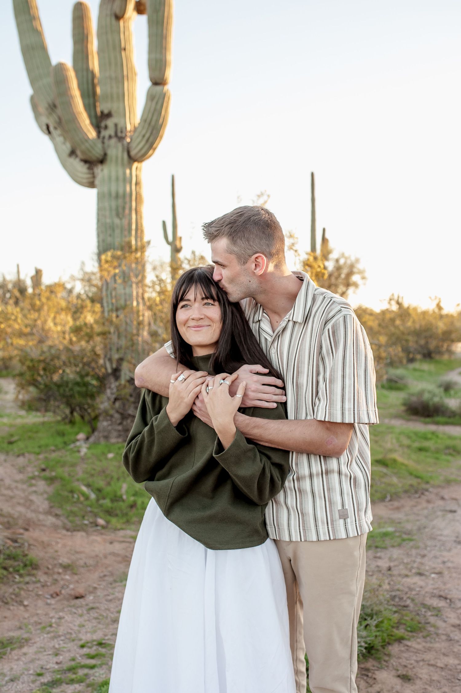 Arizona couples photographer in superstition mountains