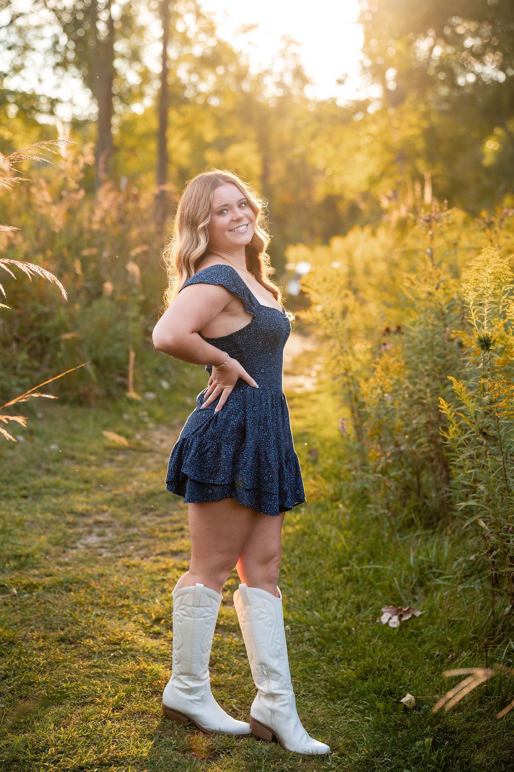 Golden hour senior photos at Matthai Botanical gardens, Ann Arbor photography