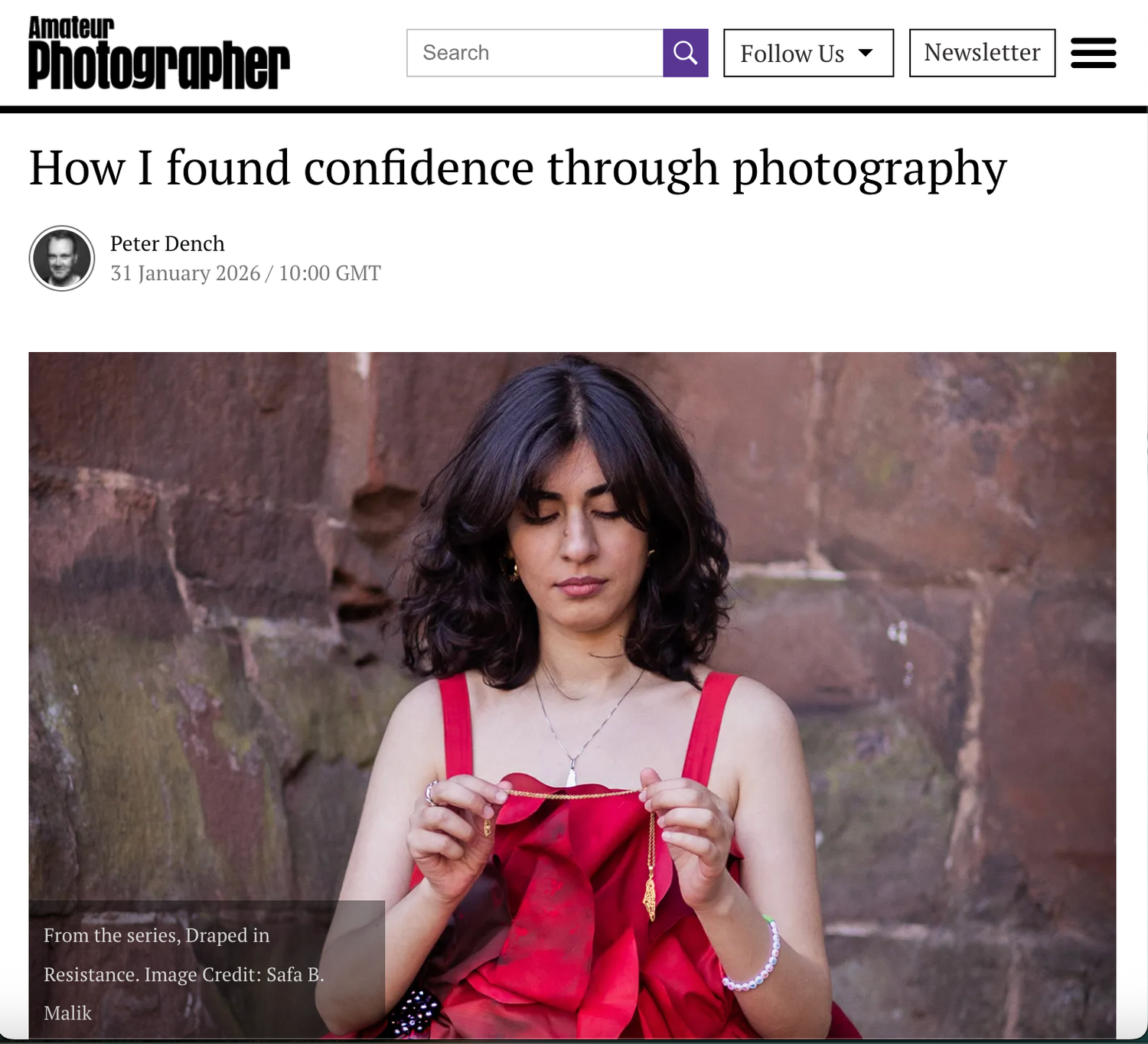 A screenshot of a photography website header showing a navigation menu and article title about finding confidence.