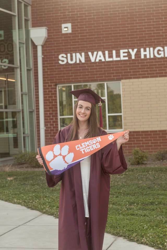 Ava Grad