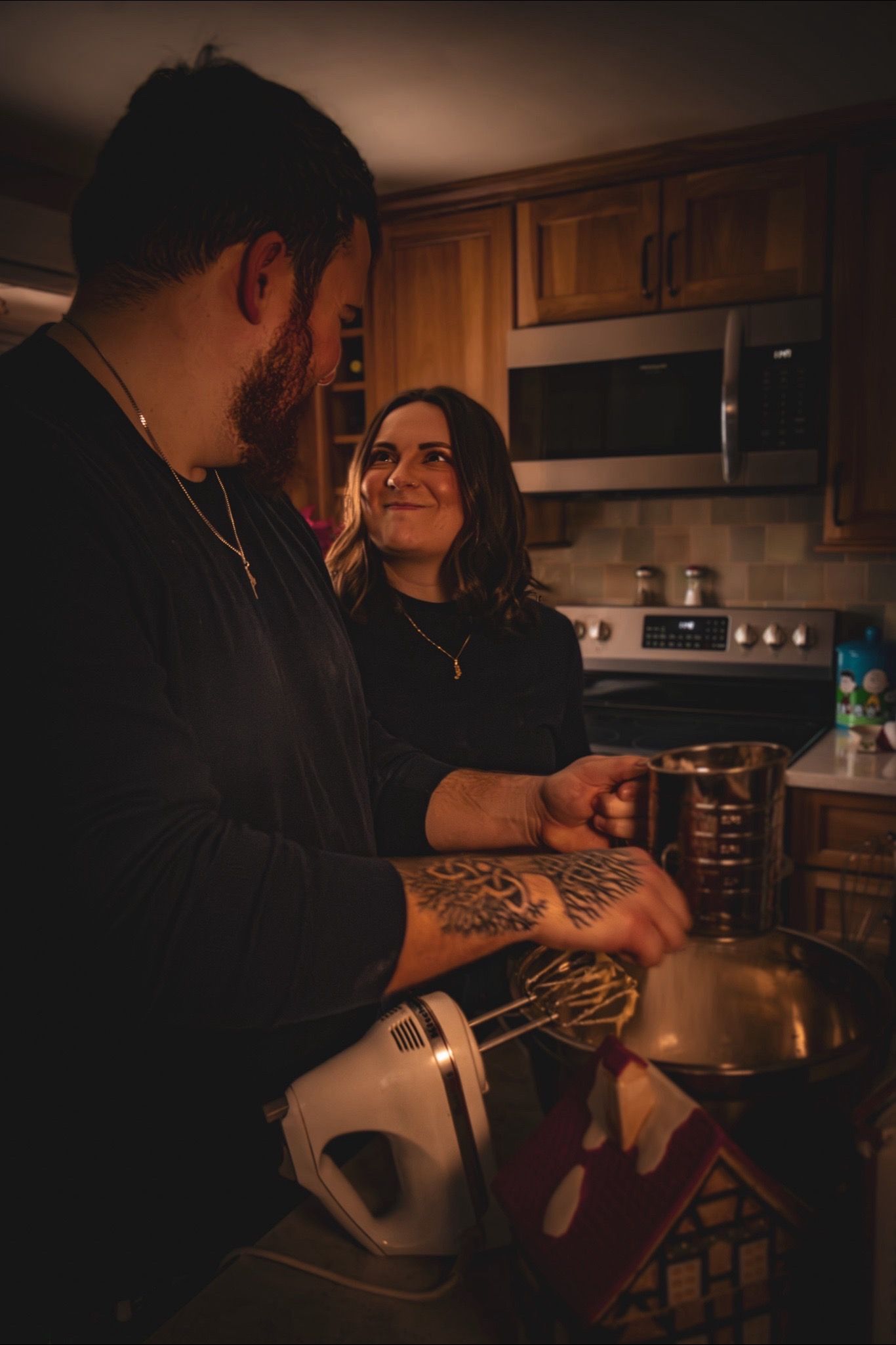 Couple- Indoor shoot- Christmas!!