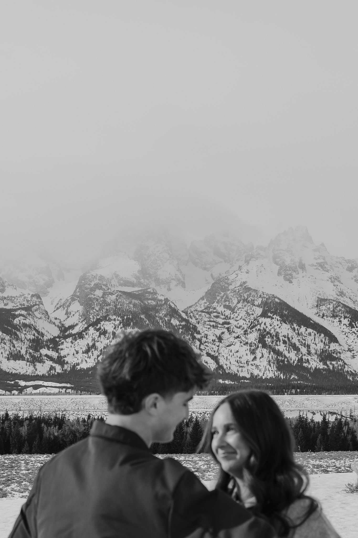 Tetons. Teton National Park. Engagements in the Tetons. Idaho photographer. Mormon Row Tetons.
