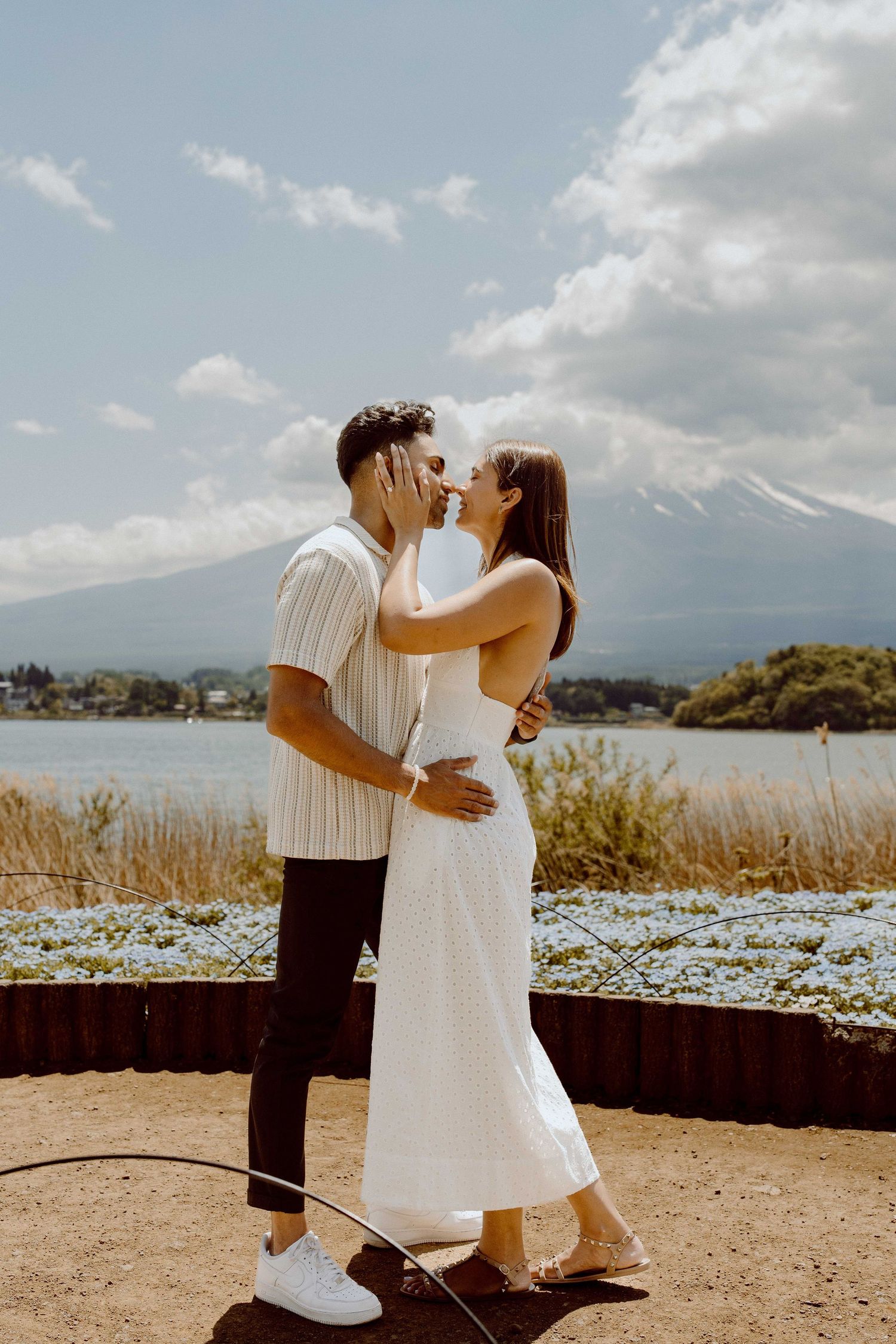Proposal and Engagement photography at Oishi Park Mount Fuji Lake Kawaguchiko