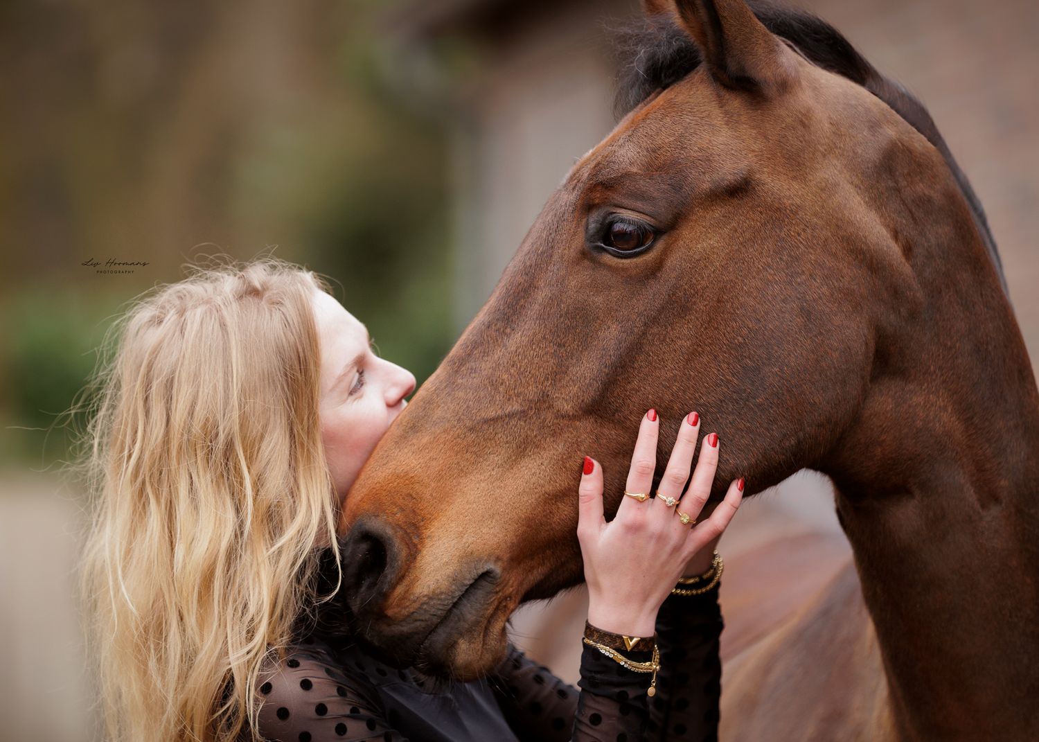 Liefdevolle paardenfotografie Twente - LivHoomansPhotography