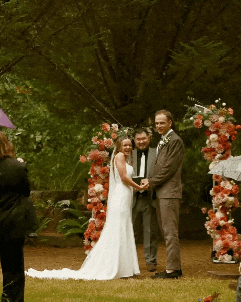 Candid Oregon wedding highlight video capturing emotional moments and storytelling throughout the day.