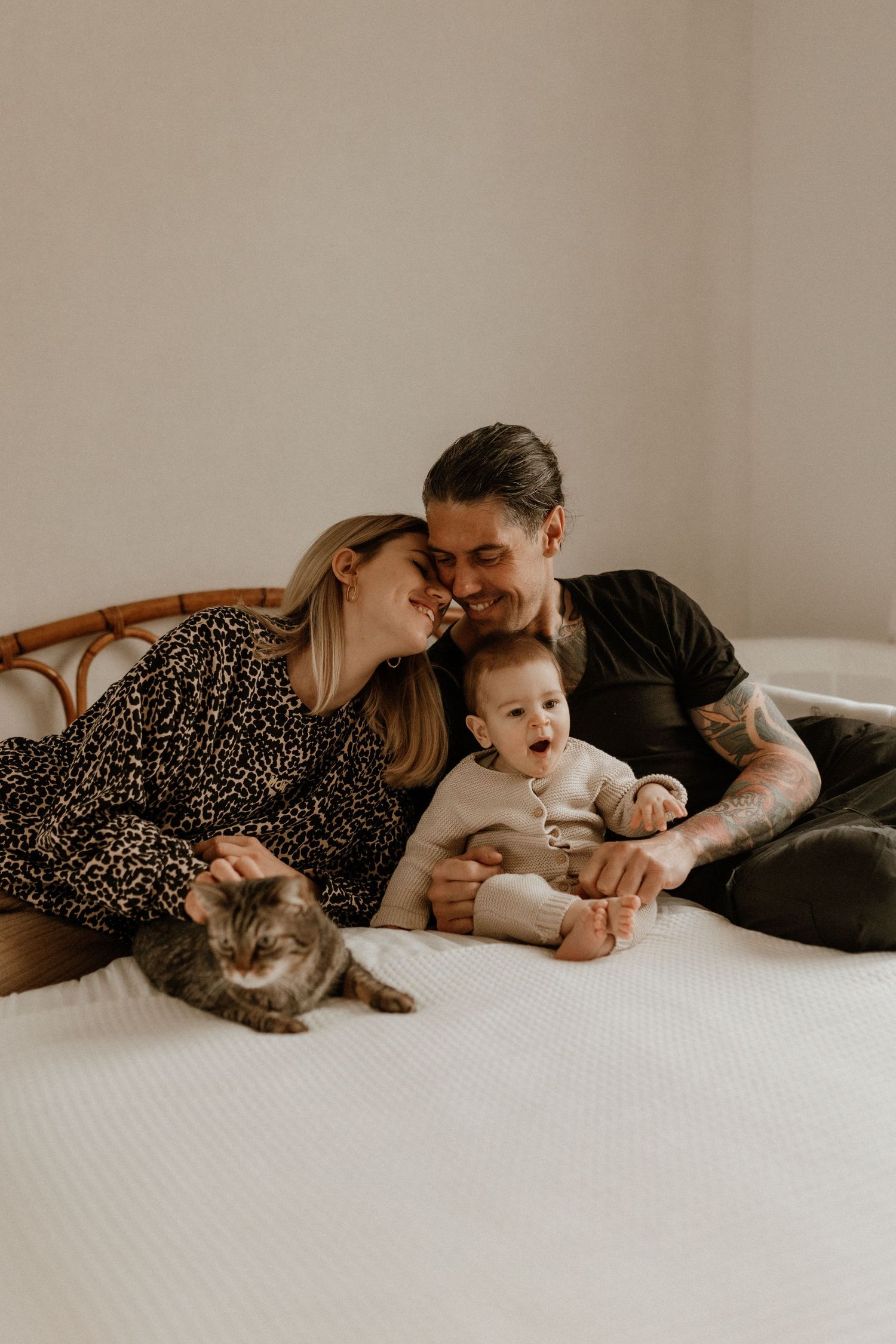 photographe famille nice et alpes maritimes, photographe naissance, séance photo nourrisson, shooting maternité, bébé