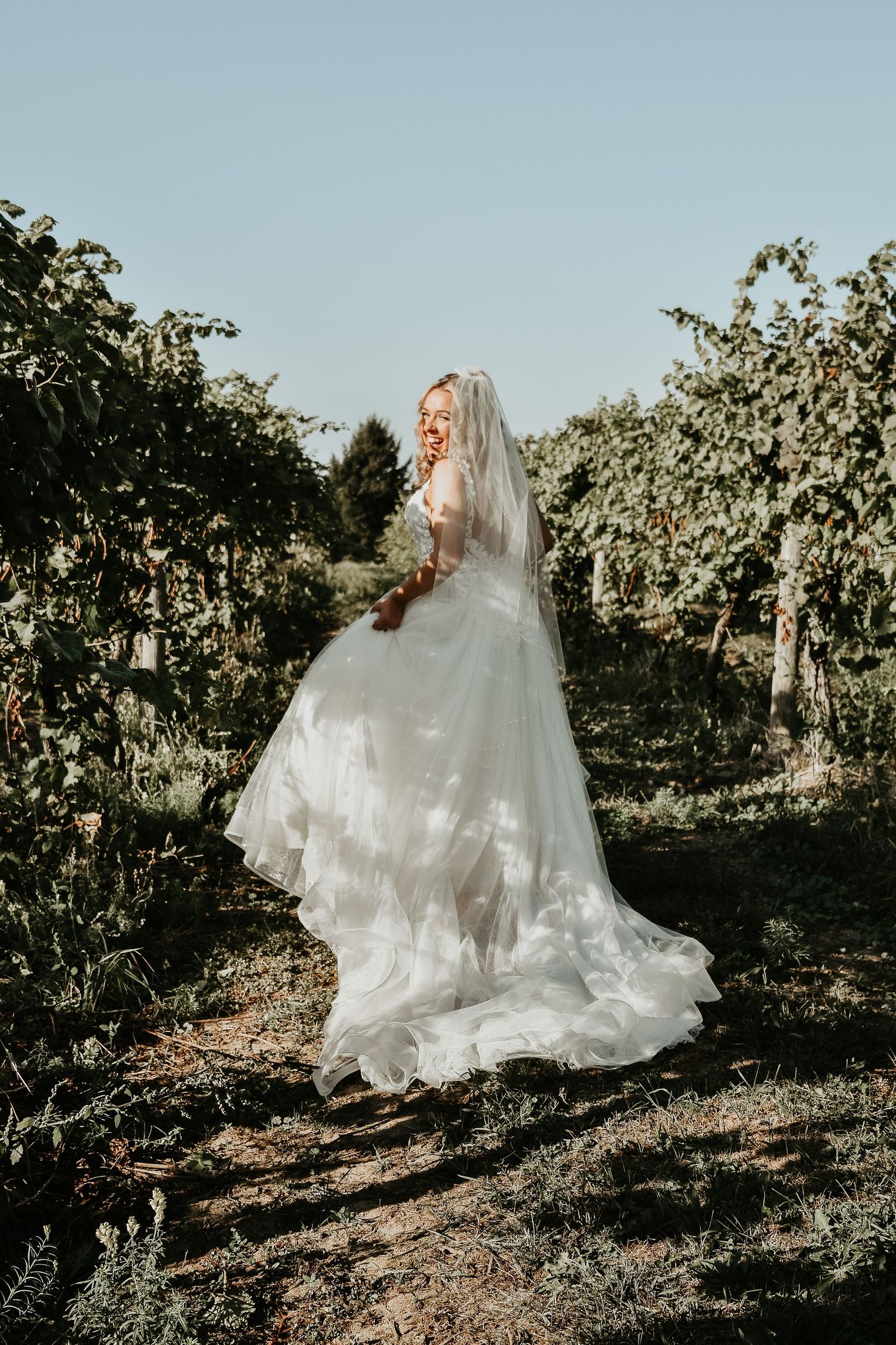 Finger Lakes Bride
Casa Larga Vineyards & Winery
Fairport NY wedding venue
Monroe County NY wedding