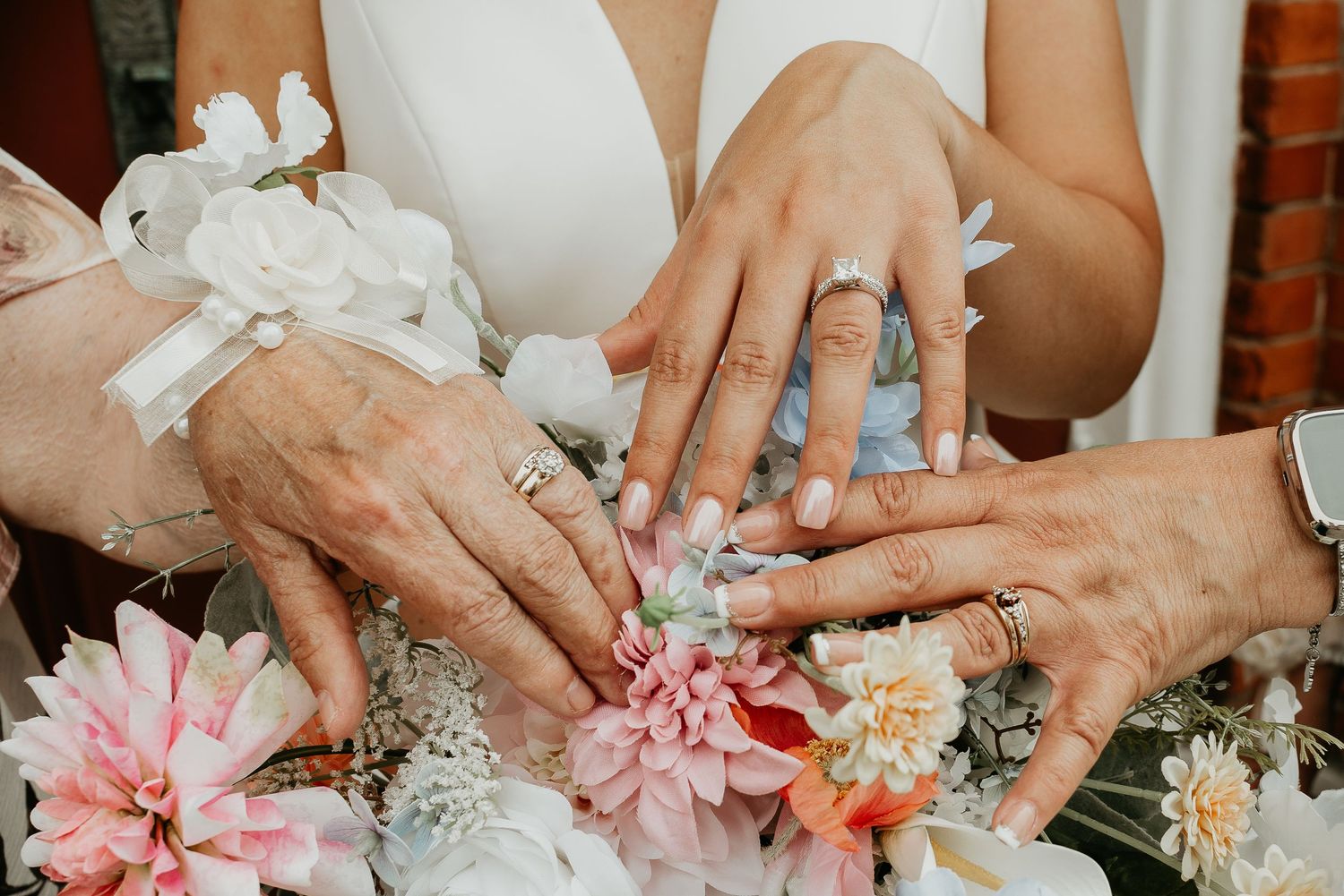 3 generations at Palmyra NY wedding
Canal Town Community Church 
Palmyra NY
Wayne County NY Wedding venue