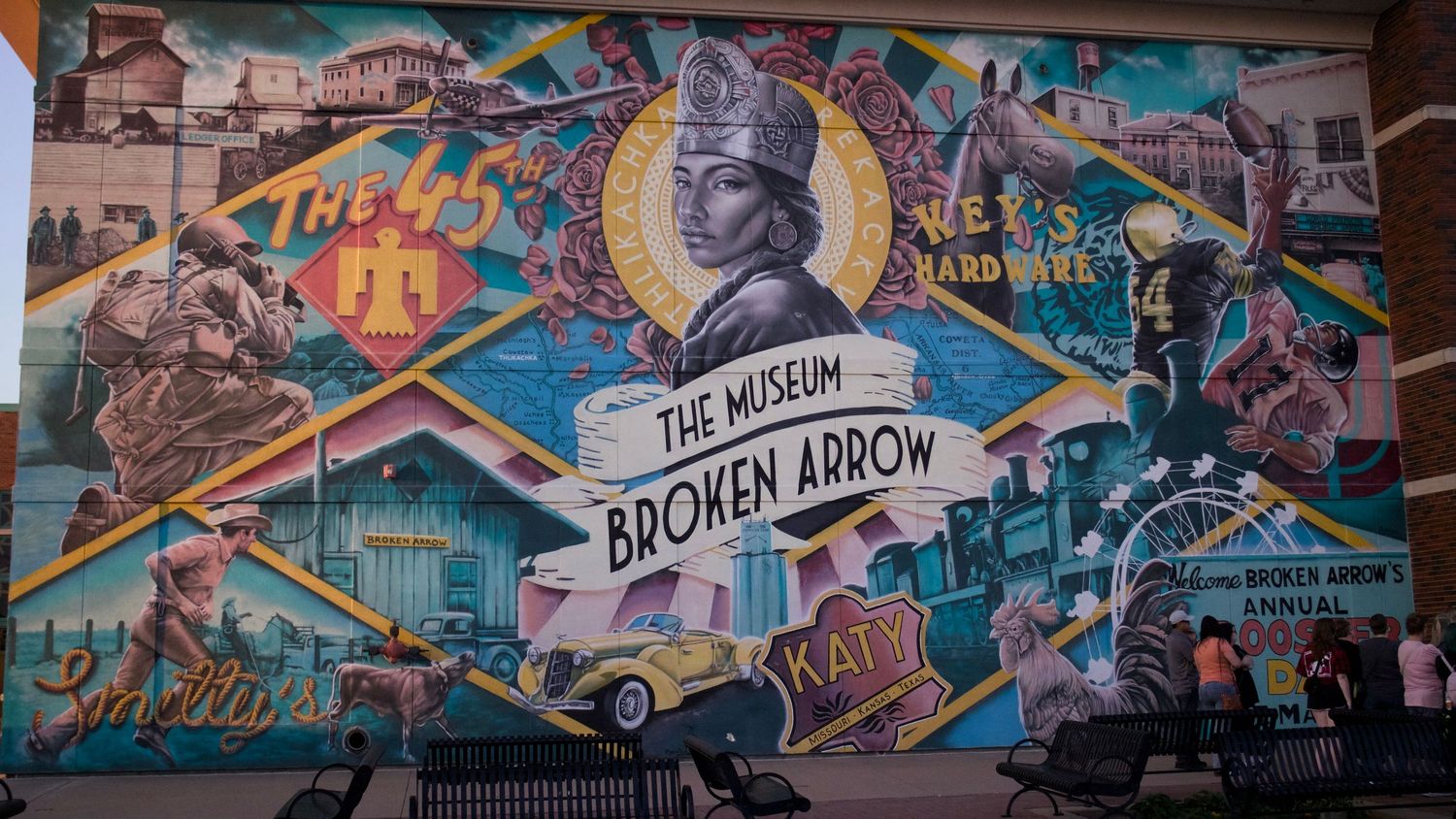 Vibrant 'The Museum Broken Arrow' mural in Oklahoma, captured by Haug & Bees Media commercial photography.