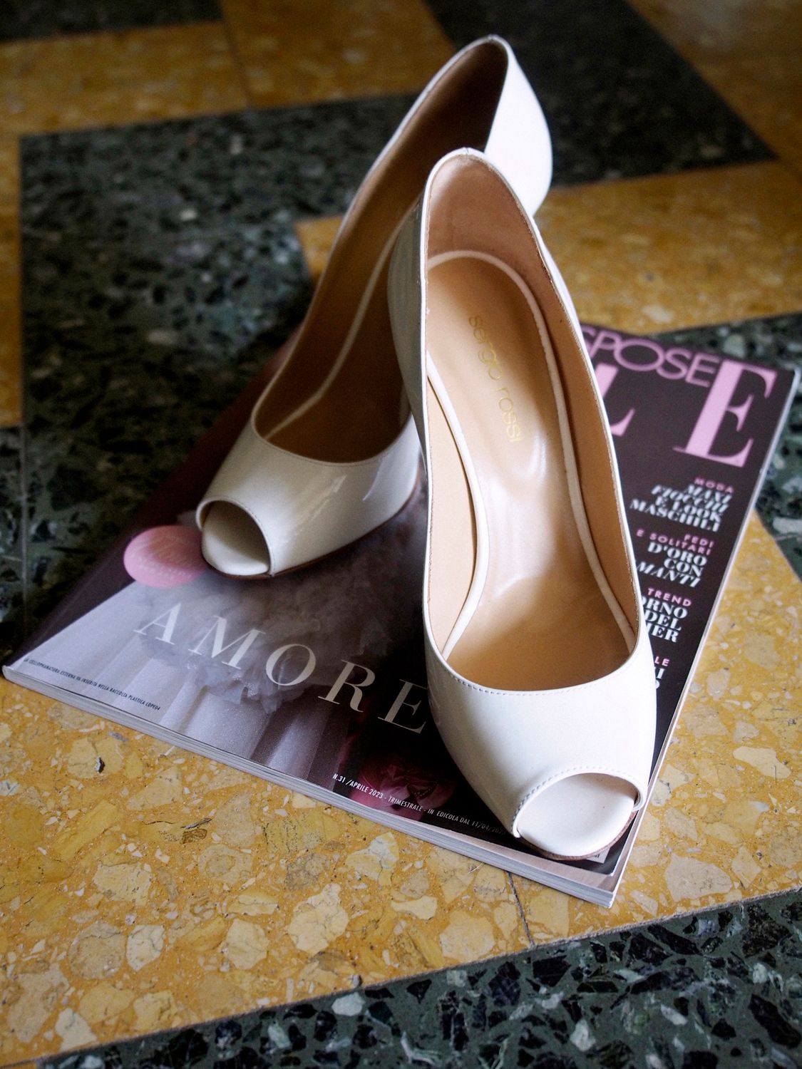Scarpe sposa a Piacenza con magazine Bride
