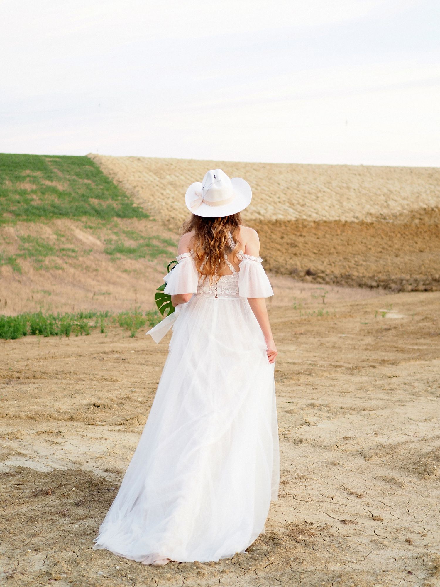 Sessione foto di coppia matrimonio country tramonto, Piacenza