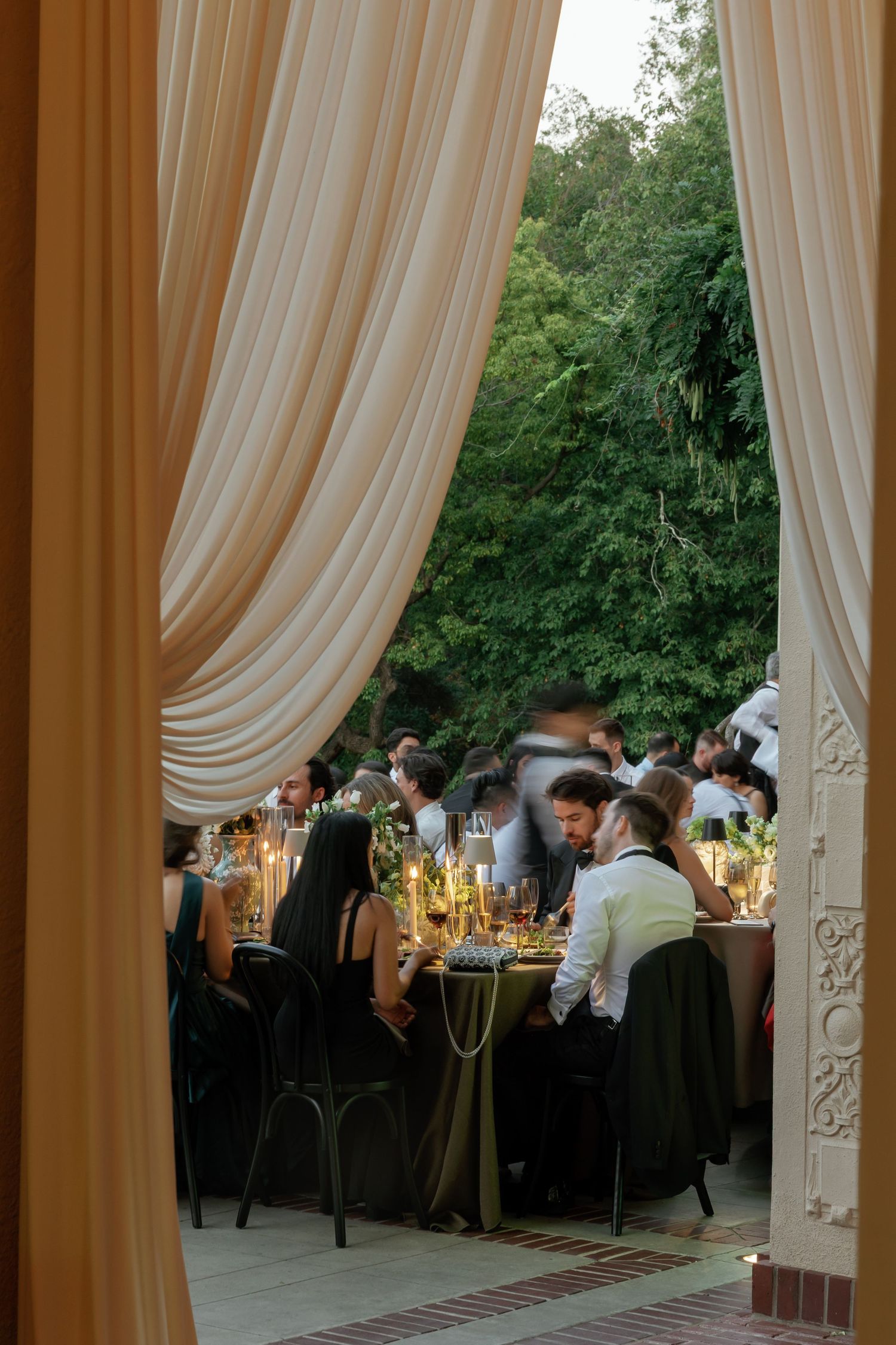 Elegant Villa Montalvo wedding reception in Saratoga featuring refined tablescape design and romantic garden ambiance