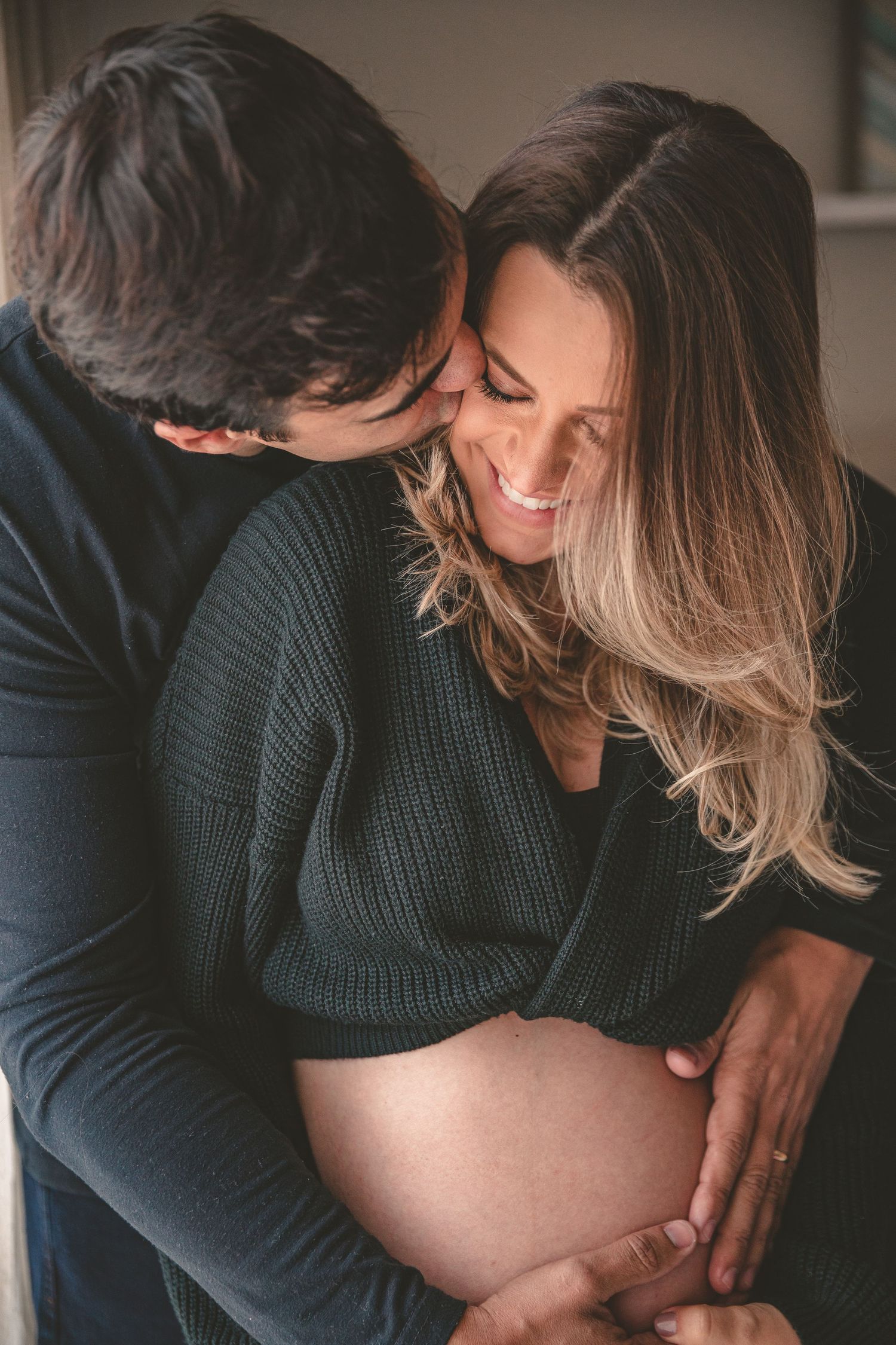 fotos de gestante em casa, fotografo de gestante em alfenas, fotografia em alfenas, fotografo em alfenas. Moreira weddings e Rodrigo moreira