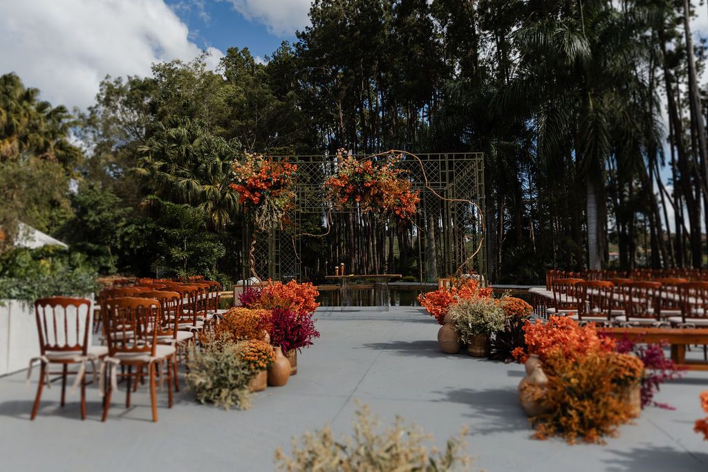 Cerimônia de casamento ao ar livre na Fazenda Vintém. Fotografo de casamento em varginha. Fotografo em alfenas. Fotografo em belo horizonte.