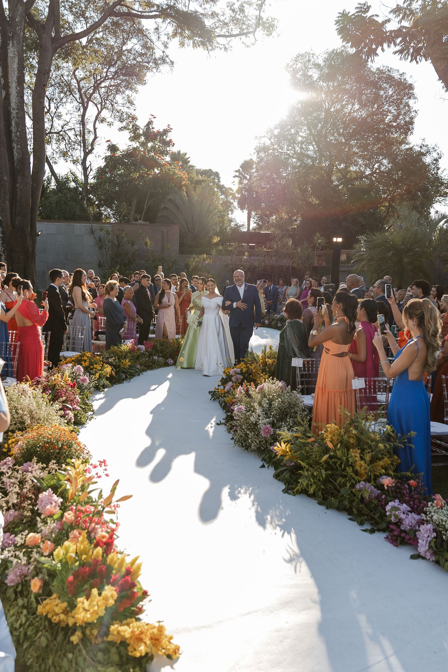 casamento em Belo Horizonte, casamento ao ar livre, casamento colorido, casamento com flores vibrantes, casamento no liac