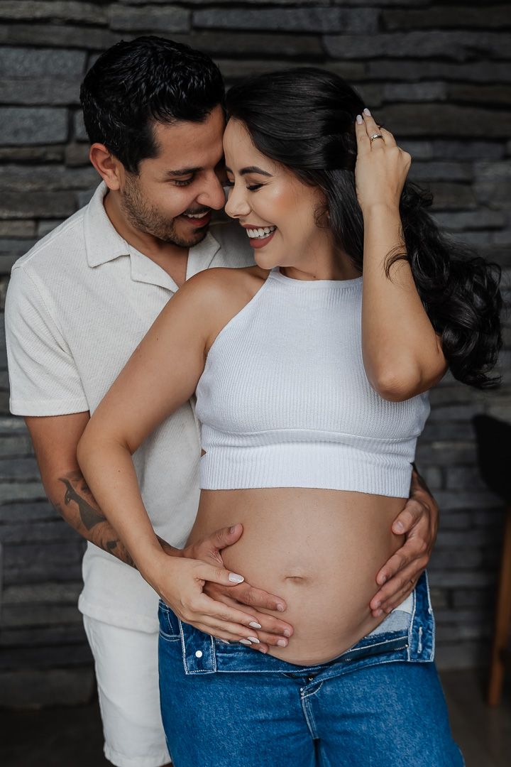 ensaio de gestante realizado por um fotografo em alfenas e varginha. Fotos de gestação, Moreira weddings e Rodrigo Moreira fotografia.