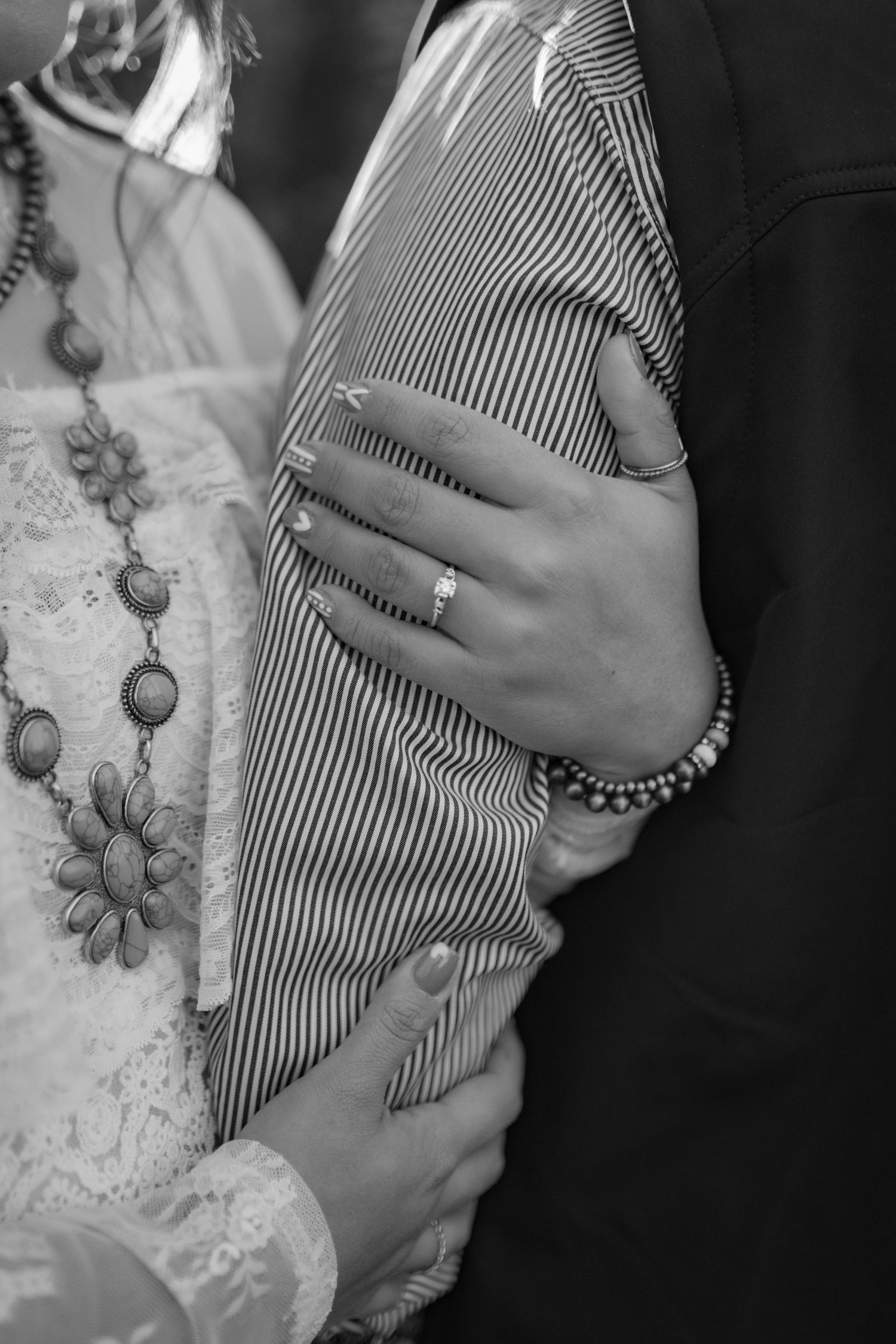 country, engagement, couples pictures, black and white