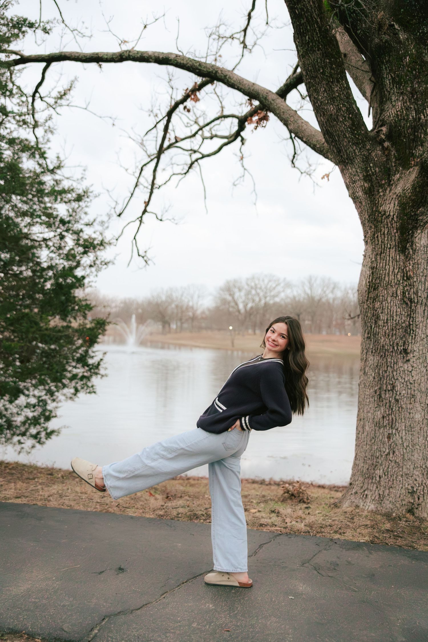 girl, sweater, senior pictures, winter, lake, jeans