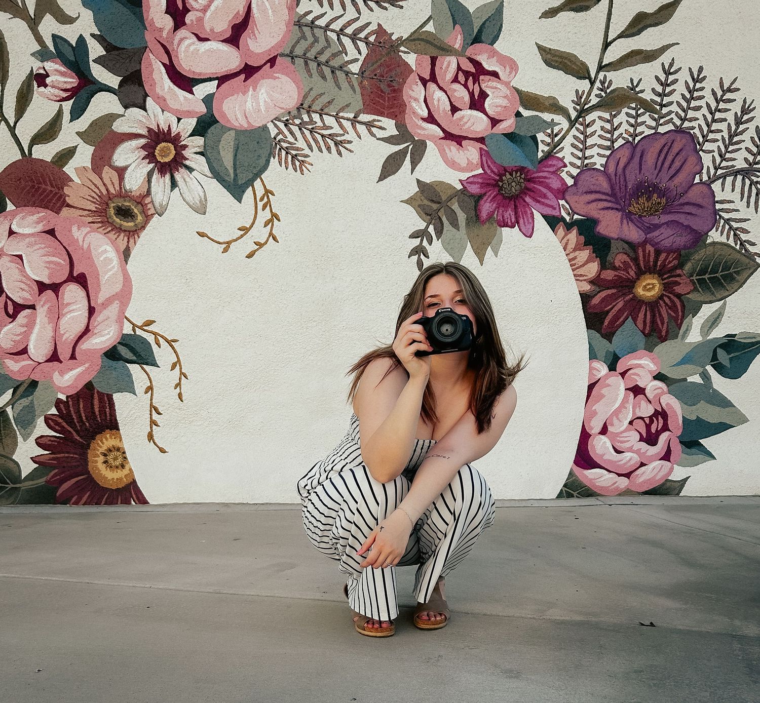 owner Julianna amado about me page meet the photographer