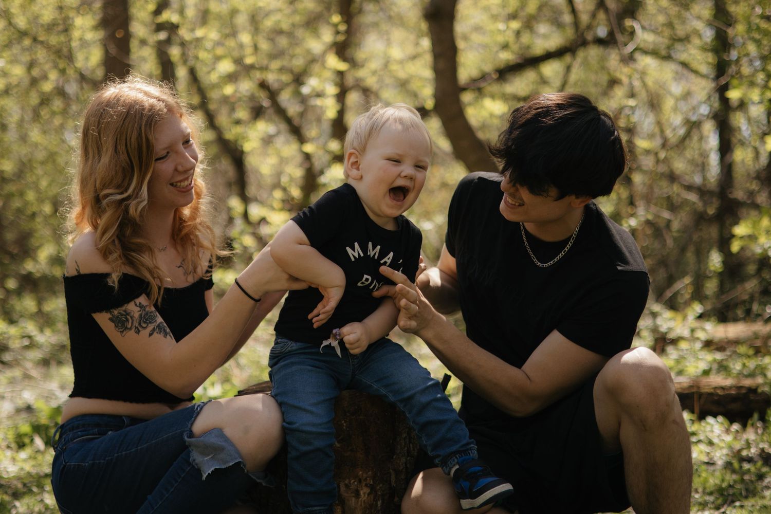 Natalie Floyd's family session with her baby odin and boyfriend sam for couple and family portraits by greyskiescollective