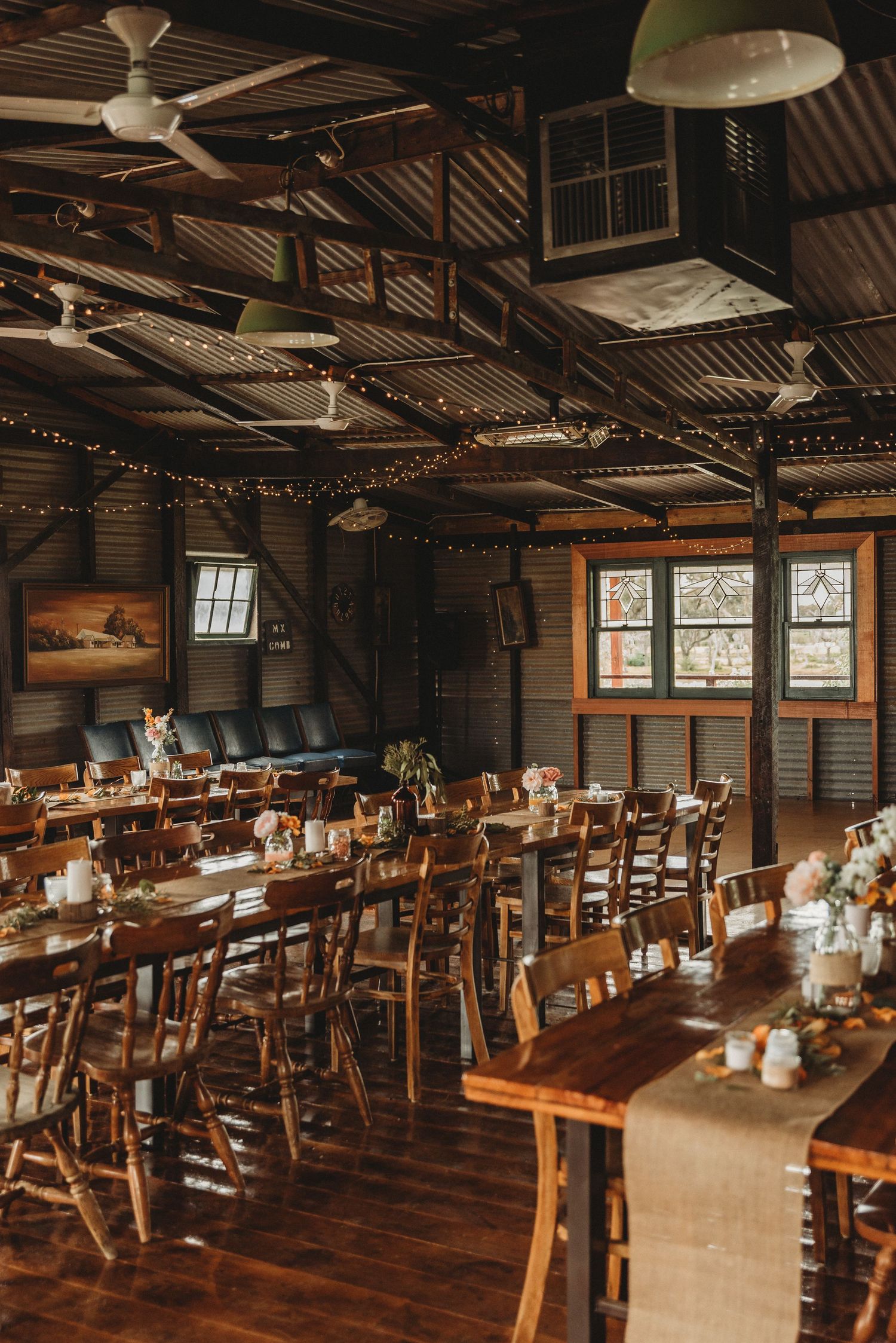 tongala-wedding-elopement-photography-echuca-shepparton-bendigo-kyabram-rustic-shearing-shed-patho