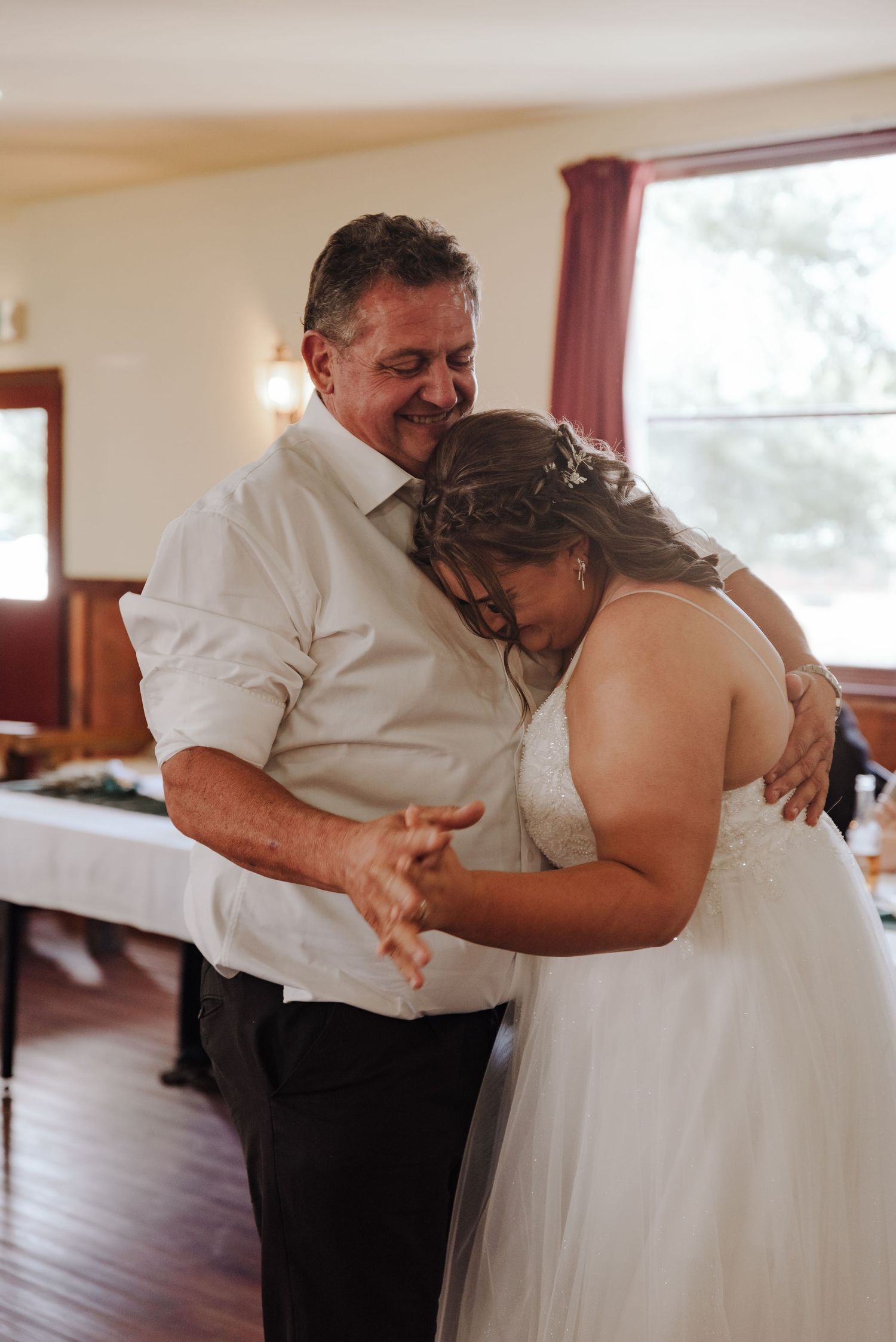 tongala-wedding-elopement-photography-echuca-shepparton-bendigo-kyabram-father-daughter-dance