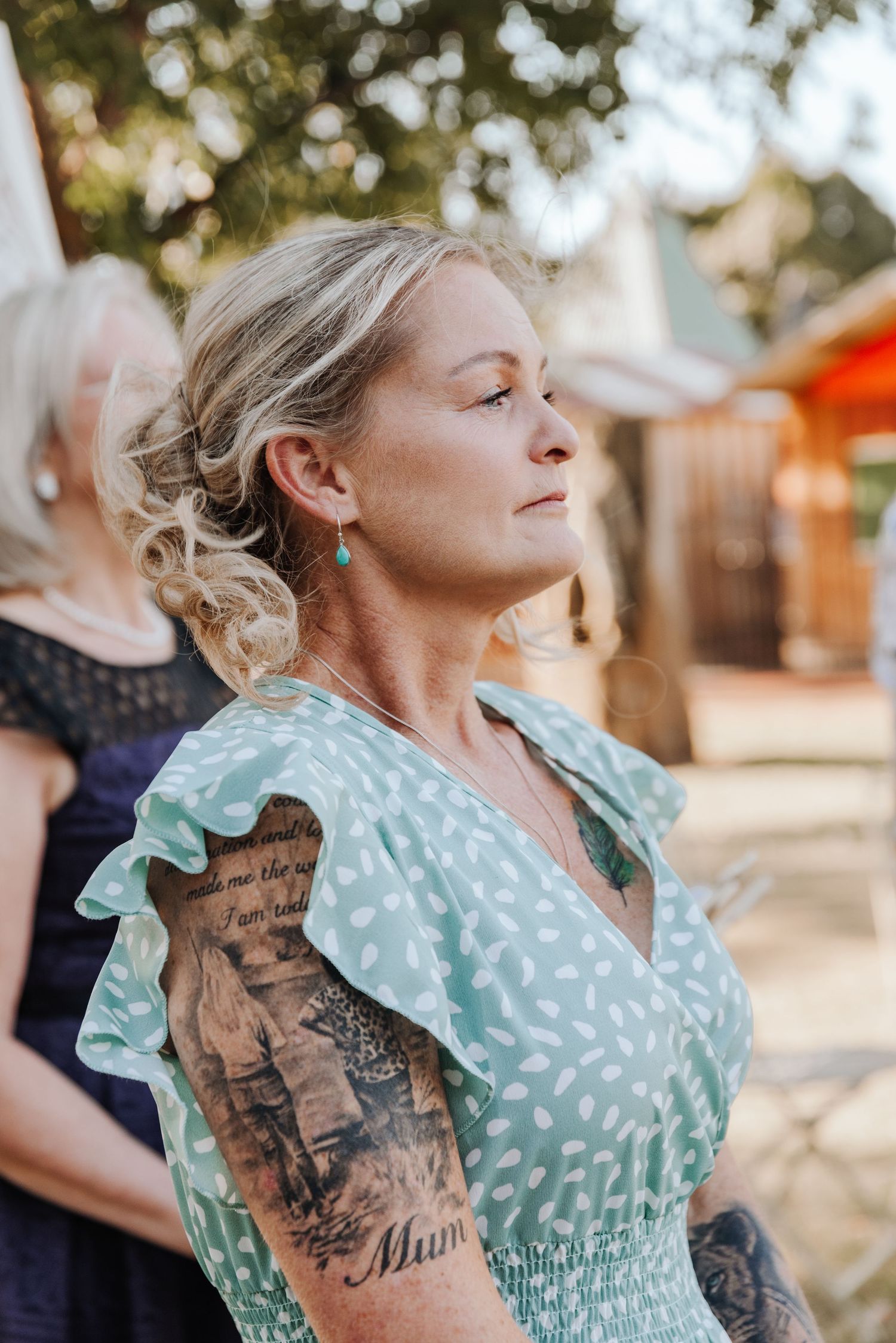 tongala-wedding-elopement-photography-echuca-shepparton-bendigo-kyabram-weeping-maid-of-honour-best-friend