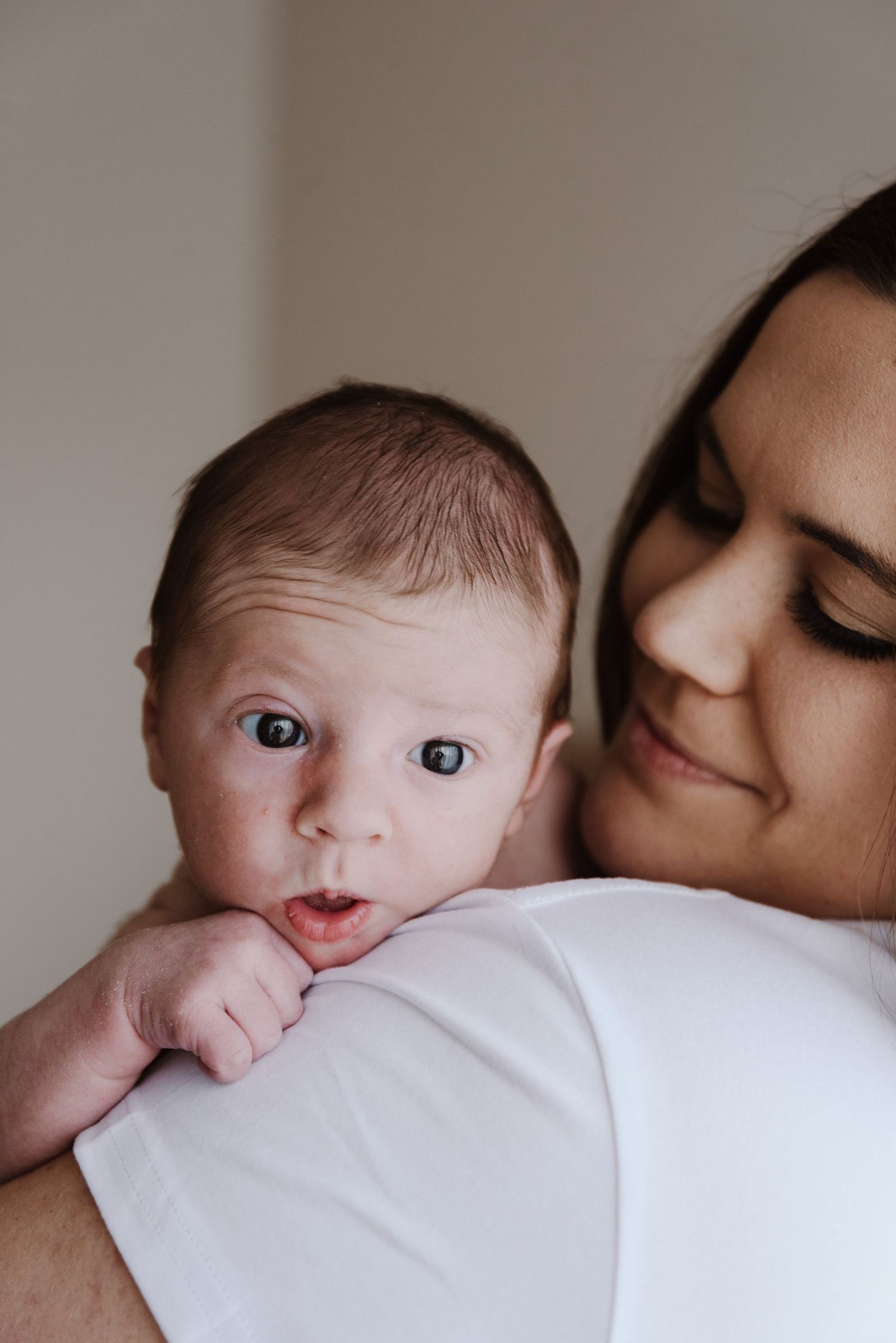 tongala-newborn-photography-alert-baby
