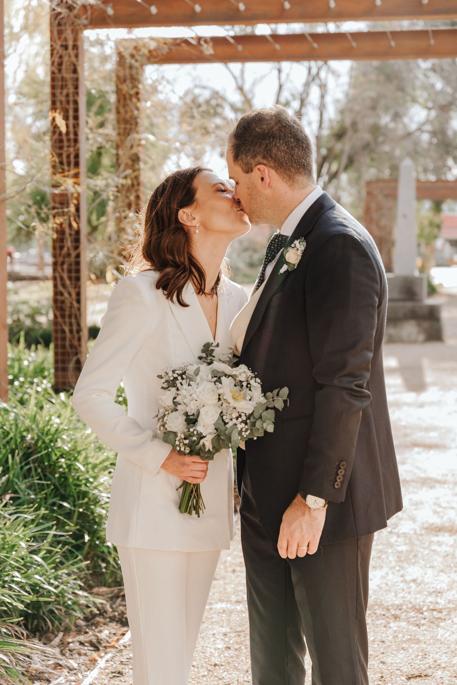 tongala-wedding-elopement-photography-echuca-shepparton-bendigo-kyabram-loved-up