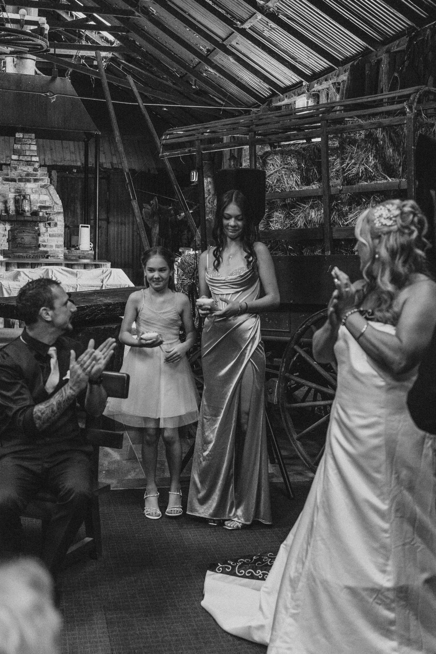wedding-elopement-photography-tongala-and-surrounds-rustic-fun-small-intimate