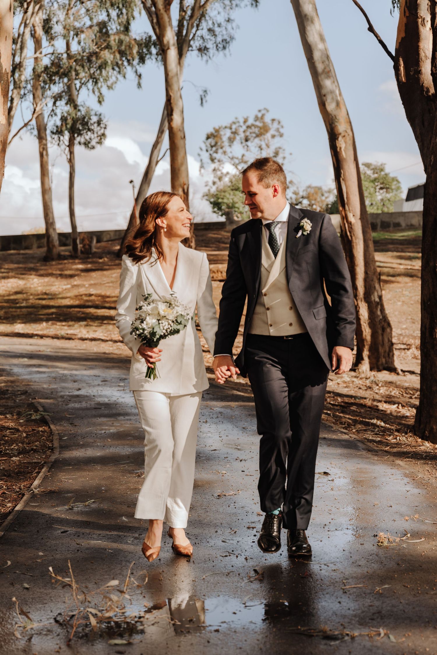 tongala-wedding-elopement-photography-echuca-shepparton-bendigo-kyabram-portraits-loved-up