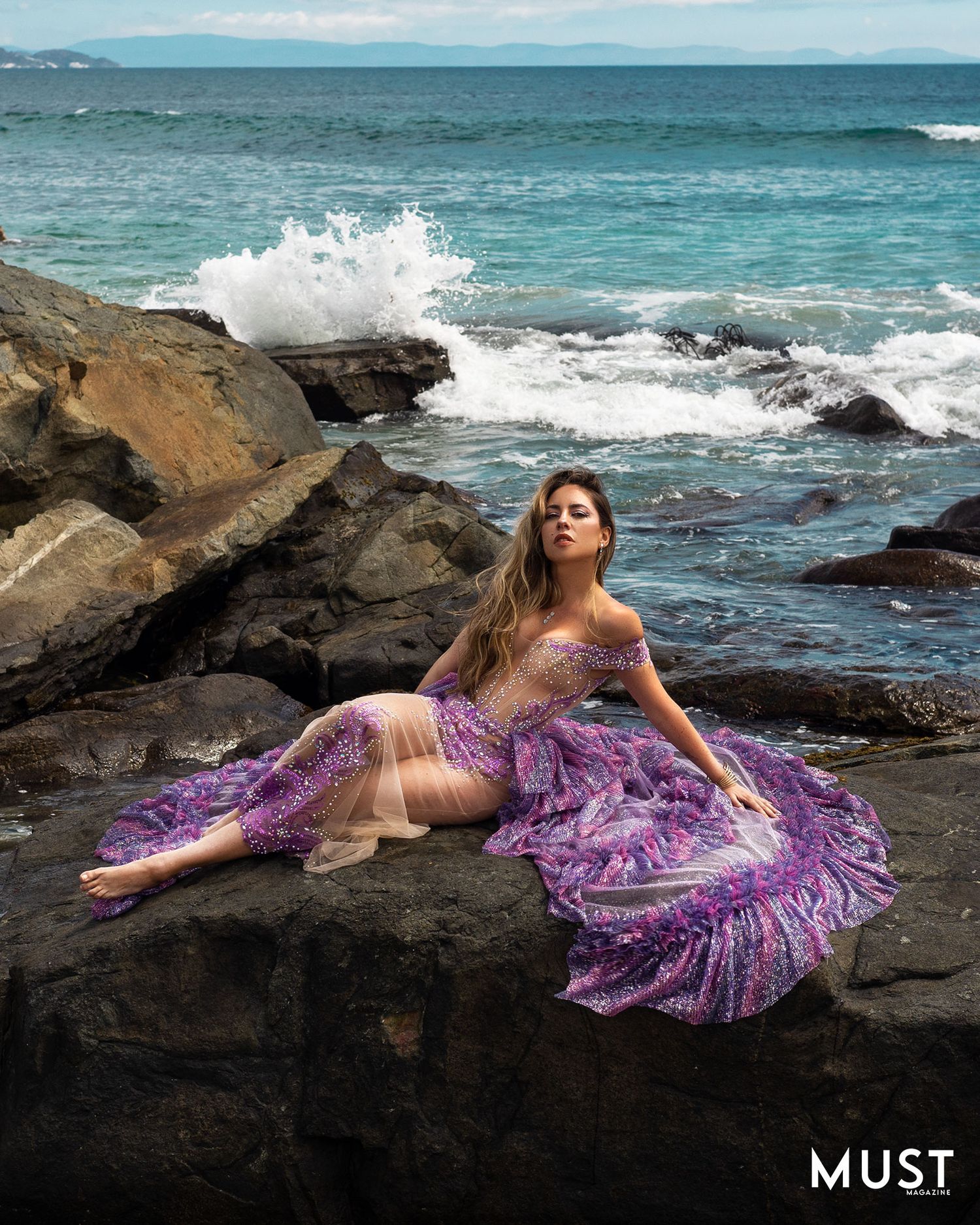 Fotografía editorial de moda para diseñador de vestidos, tiendas de vestidos fotografo